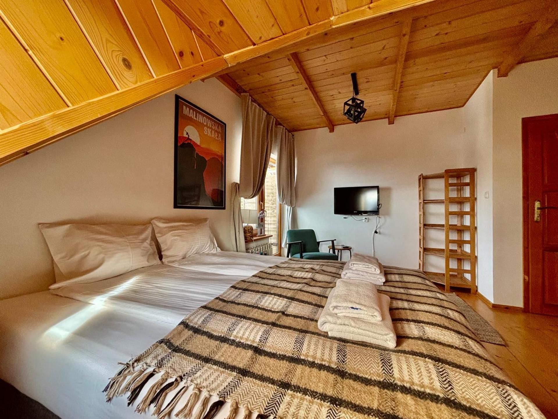King Room with Mountain View