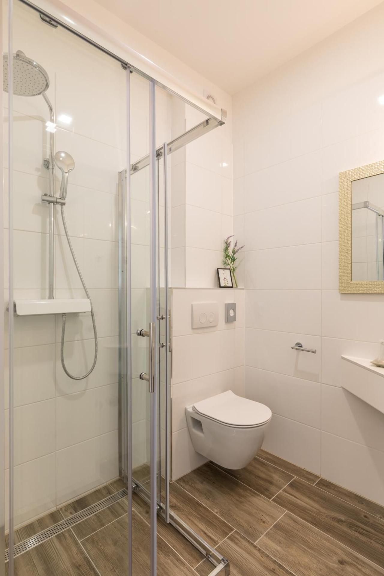 Deluxe Double or Twin Room with Garden View