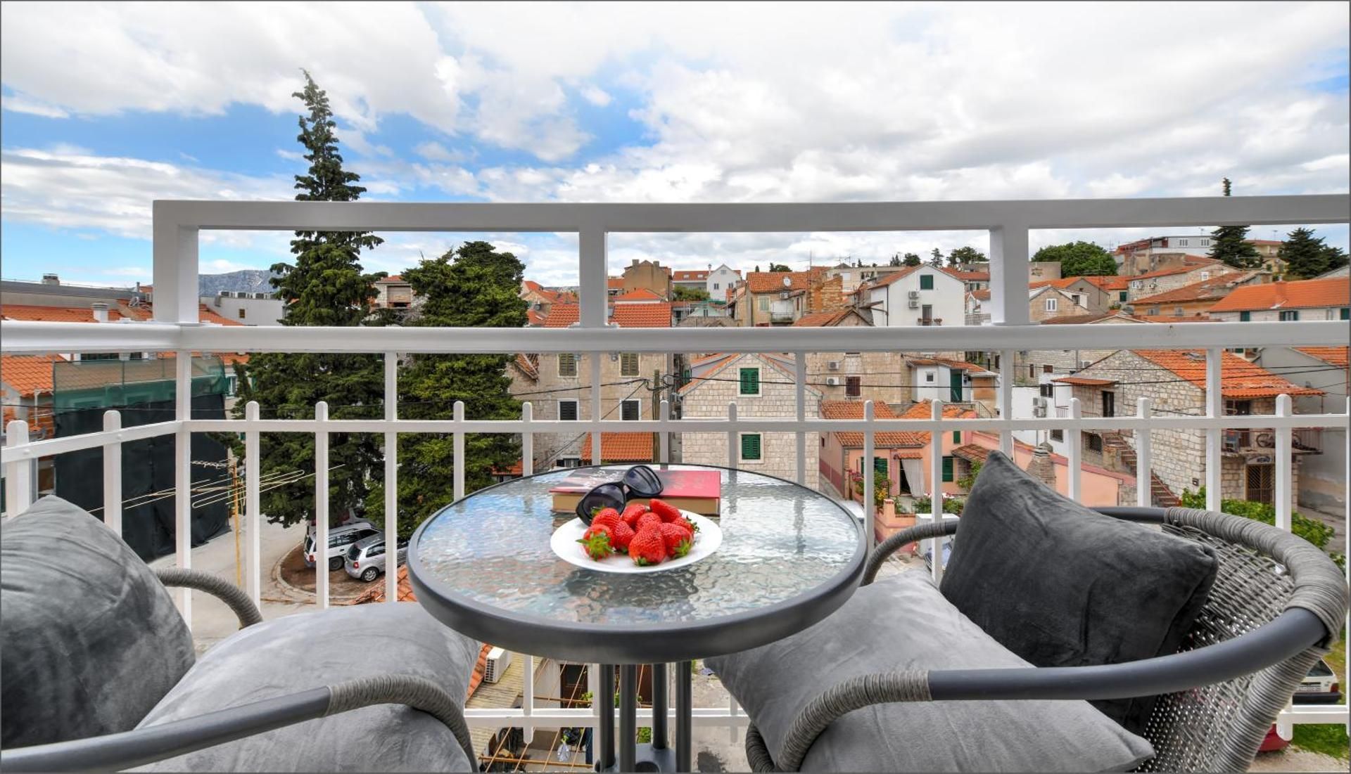Deluxe Double Room with Balcony