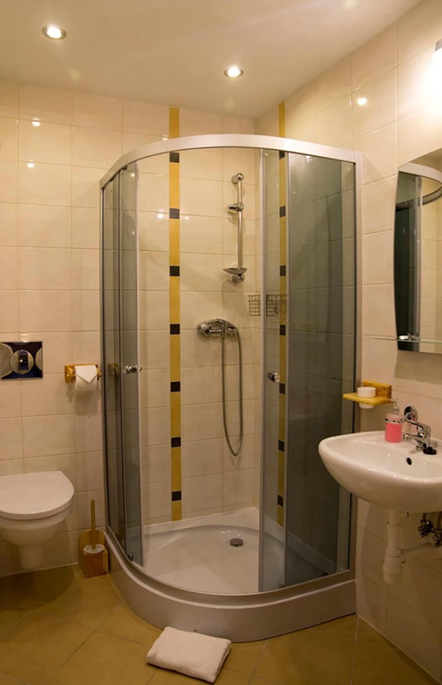 Quadruple Room with Bathroom