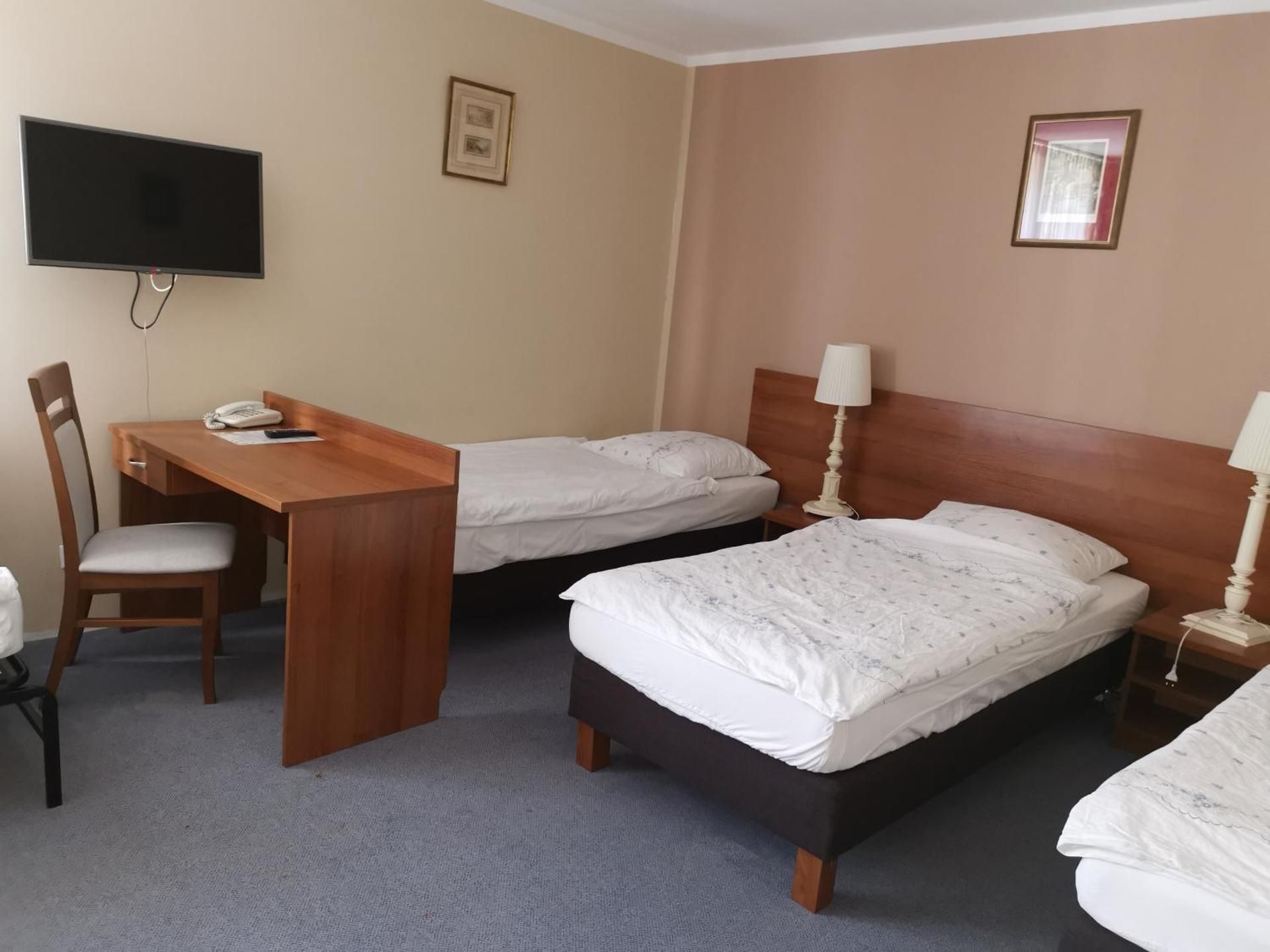 Triple Room with Private Bathroom
