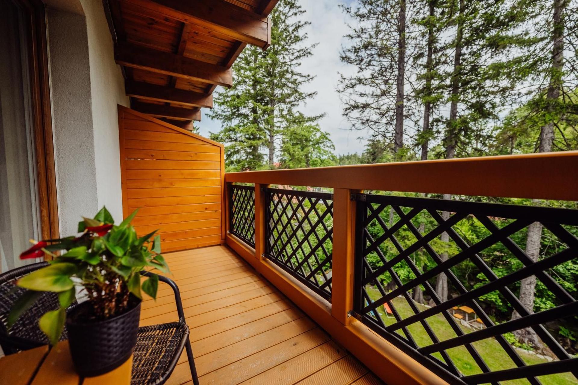 Twin Room with Balcony or Terrace