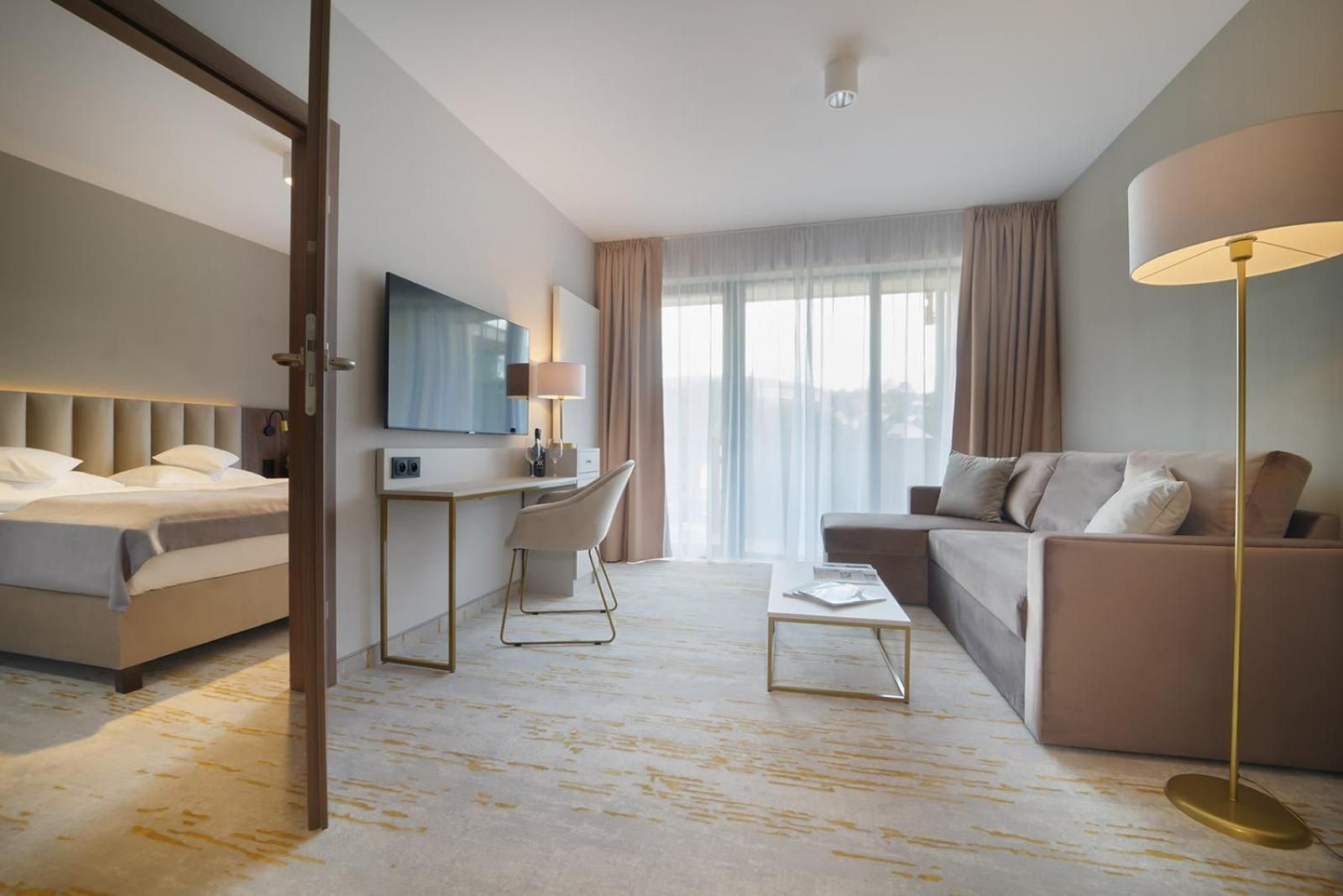 Classic Apartment - Five Seasons Two