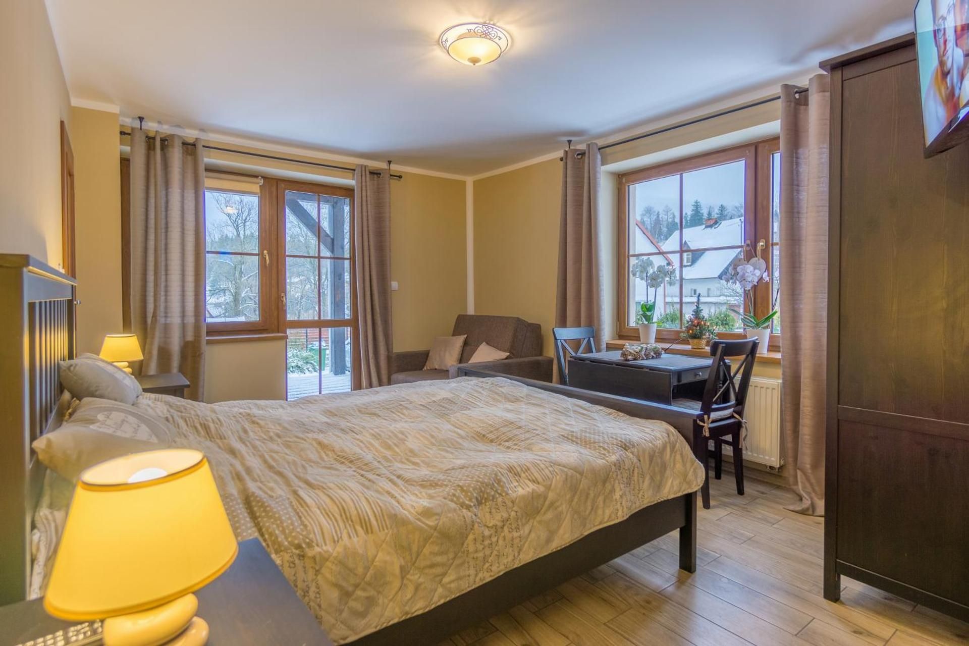Triple Room with Mountain View