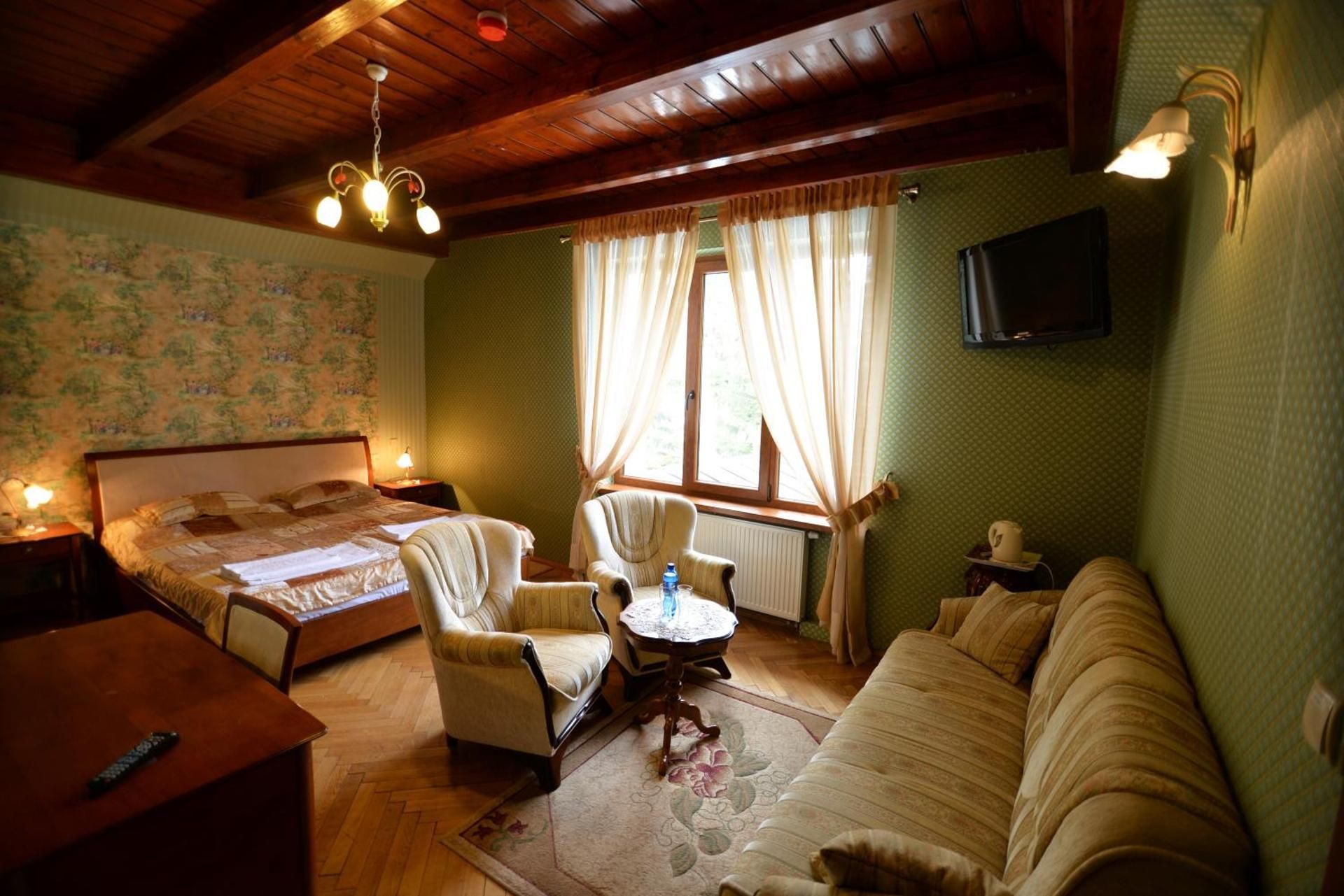 Deluxe Triple Room