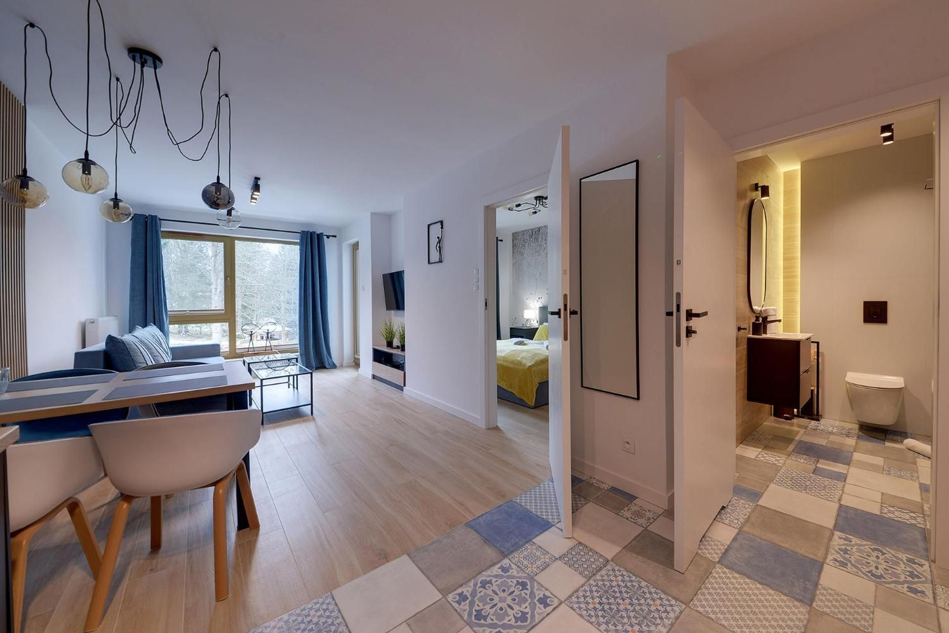 One-Bedroom Loft Apartment with Balcony