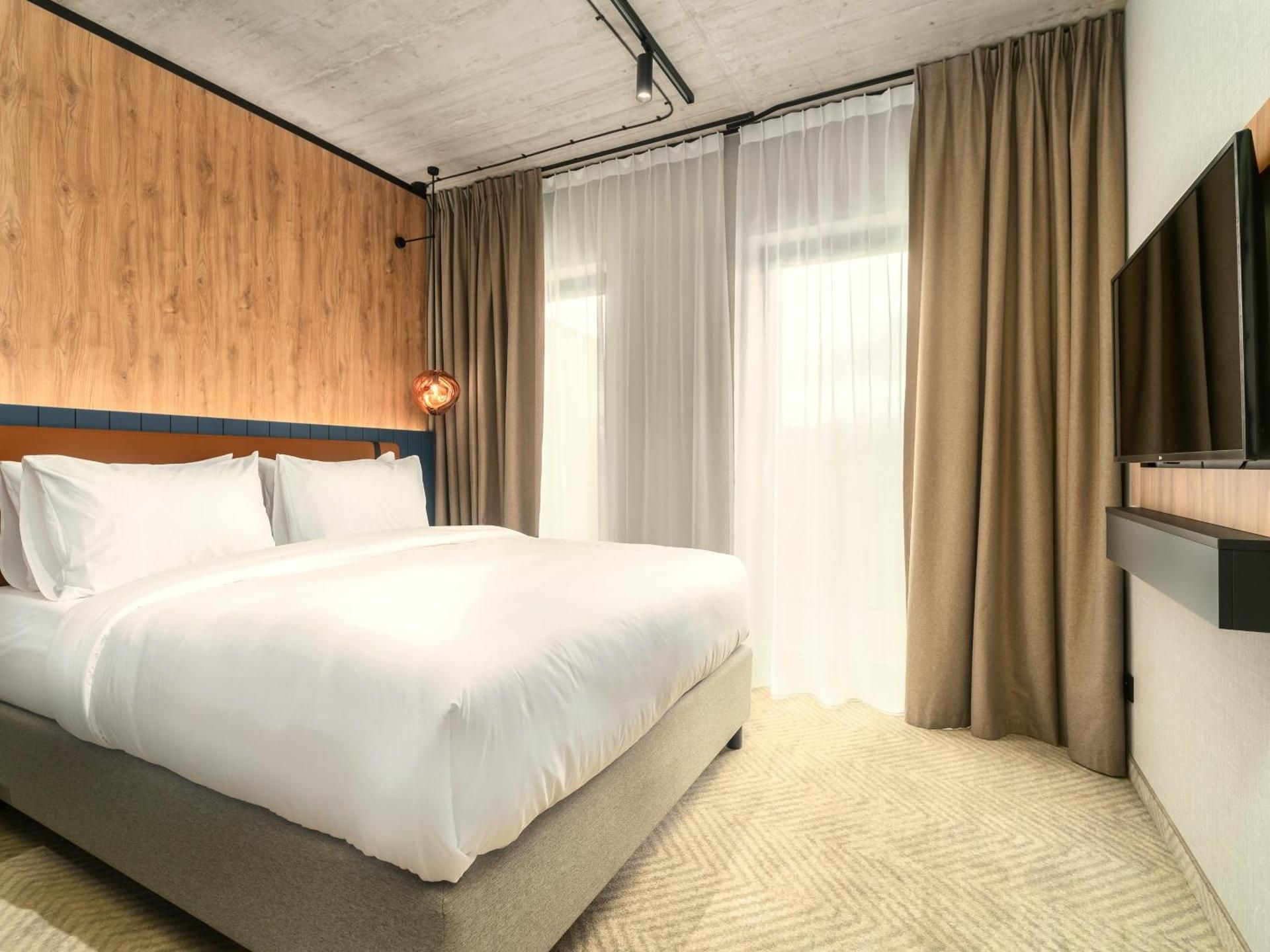 Premium Quadruple Room
