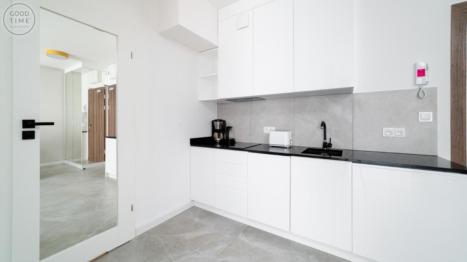 Apartment with Garden View - Kilińskiego 8a/9