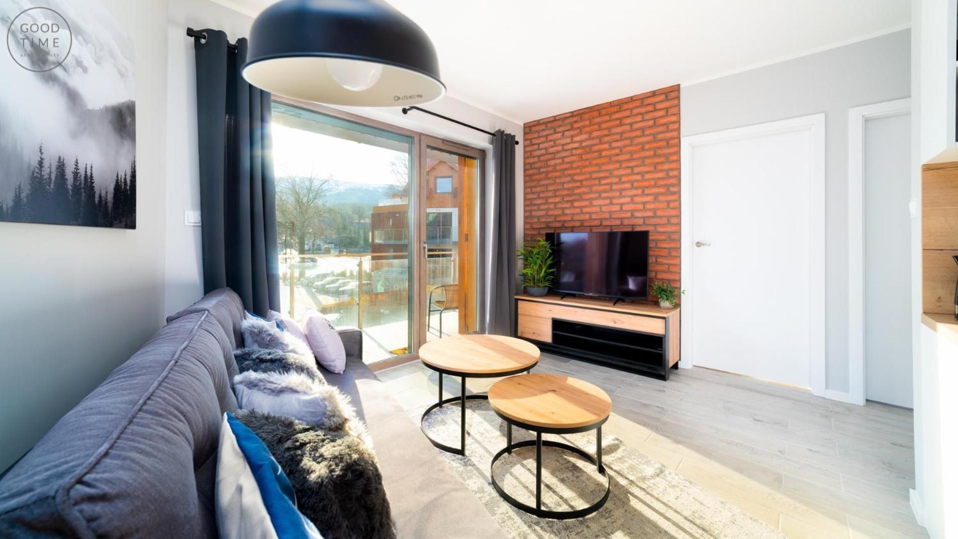 Two-Bedroom Apartment - Kilińskiego 8a/15