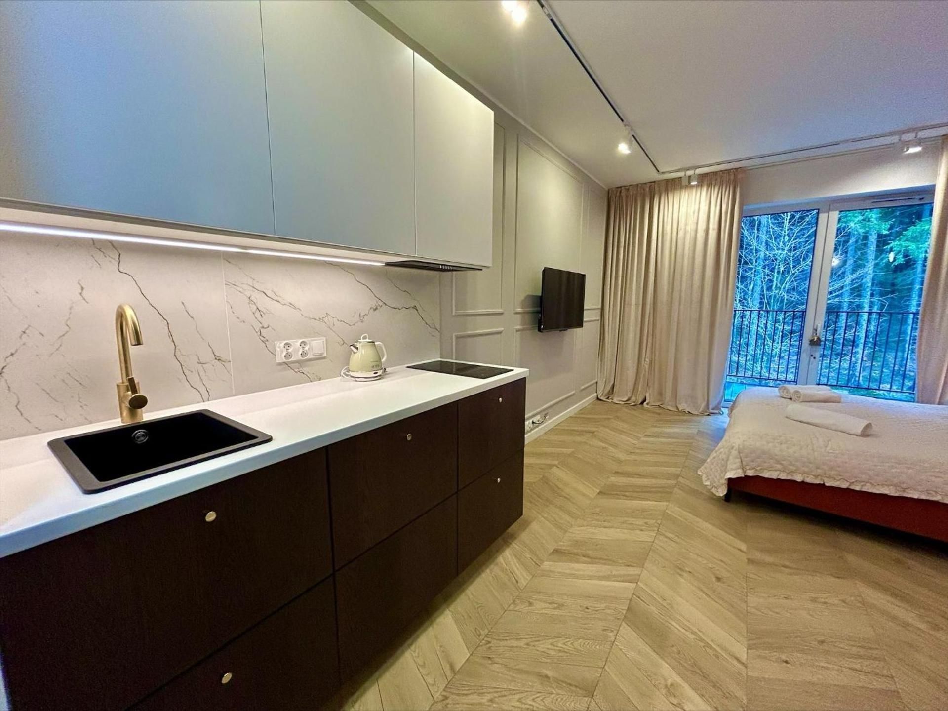 Deluxe Family Suite