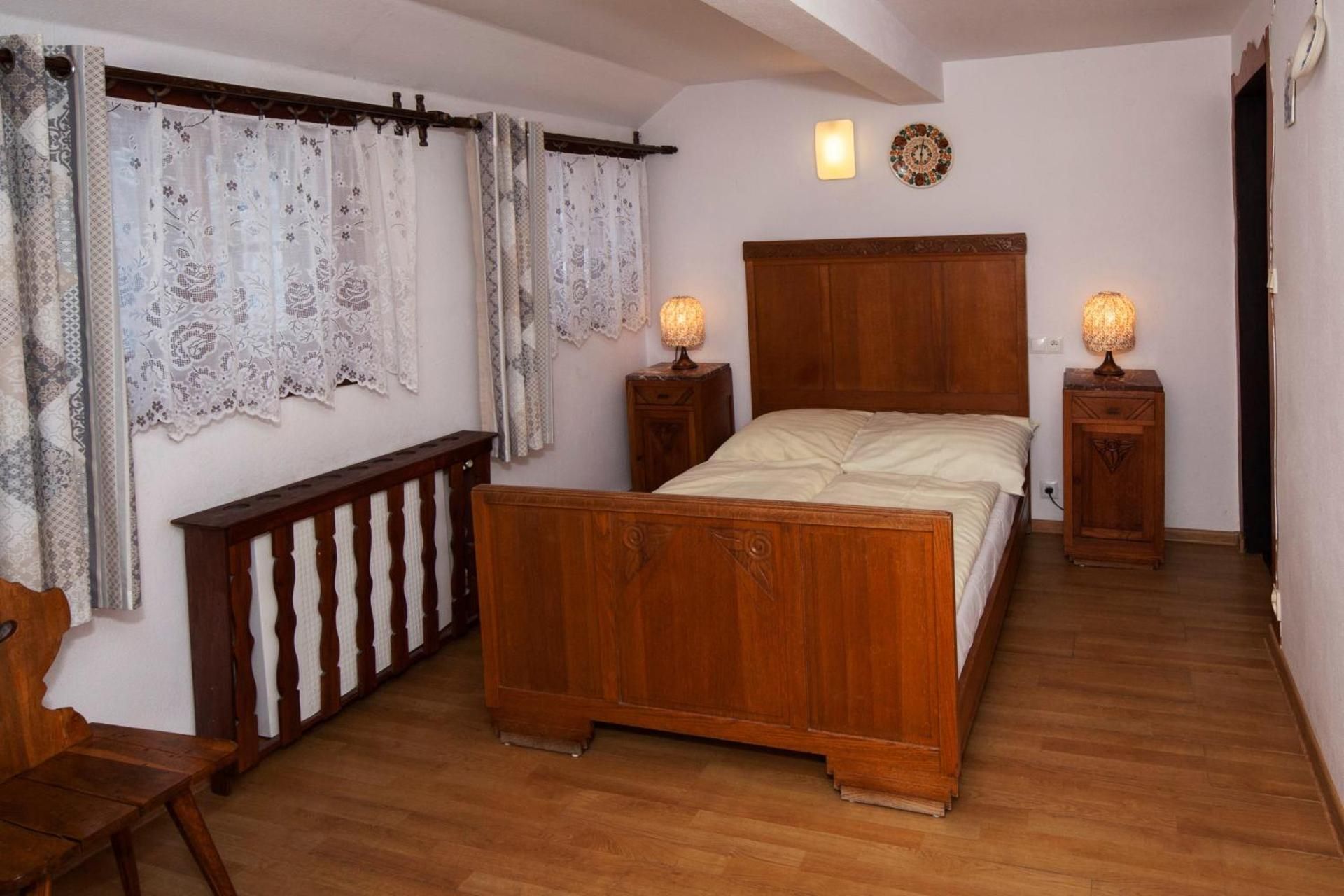 Double Room with Shared Bathroom