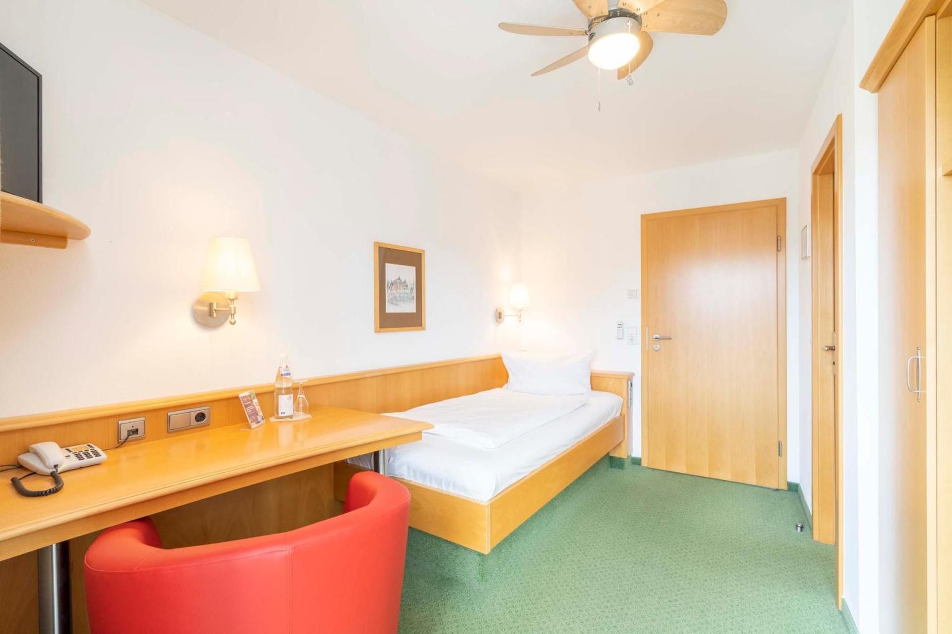 Budget Single Room