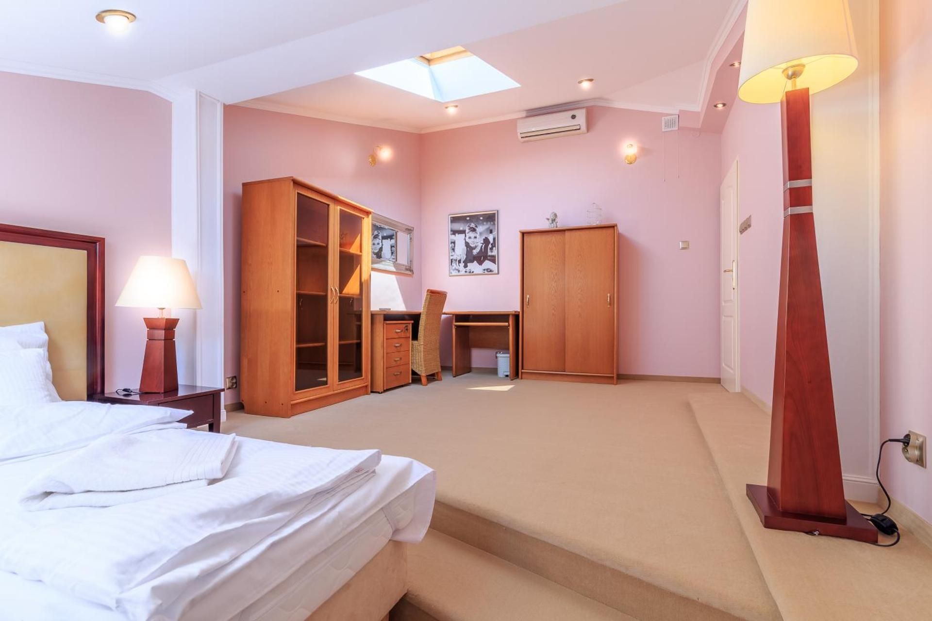 Double Room with Private External Bathroom