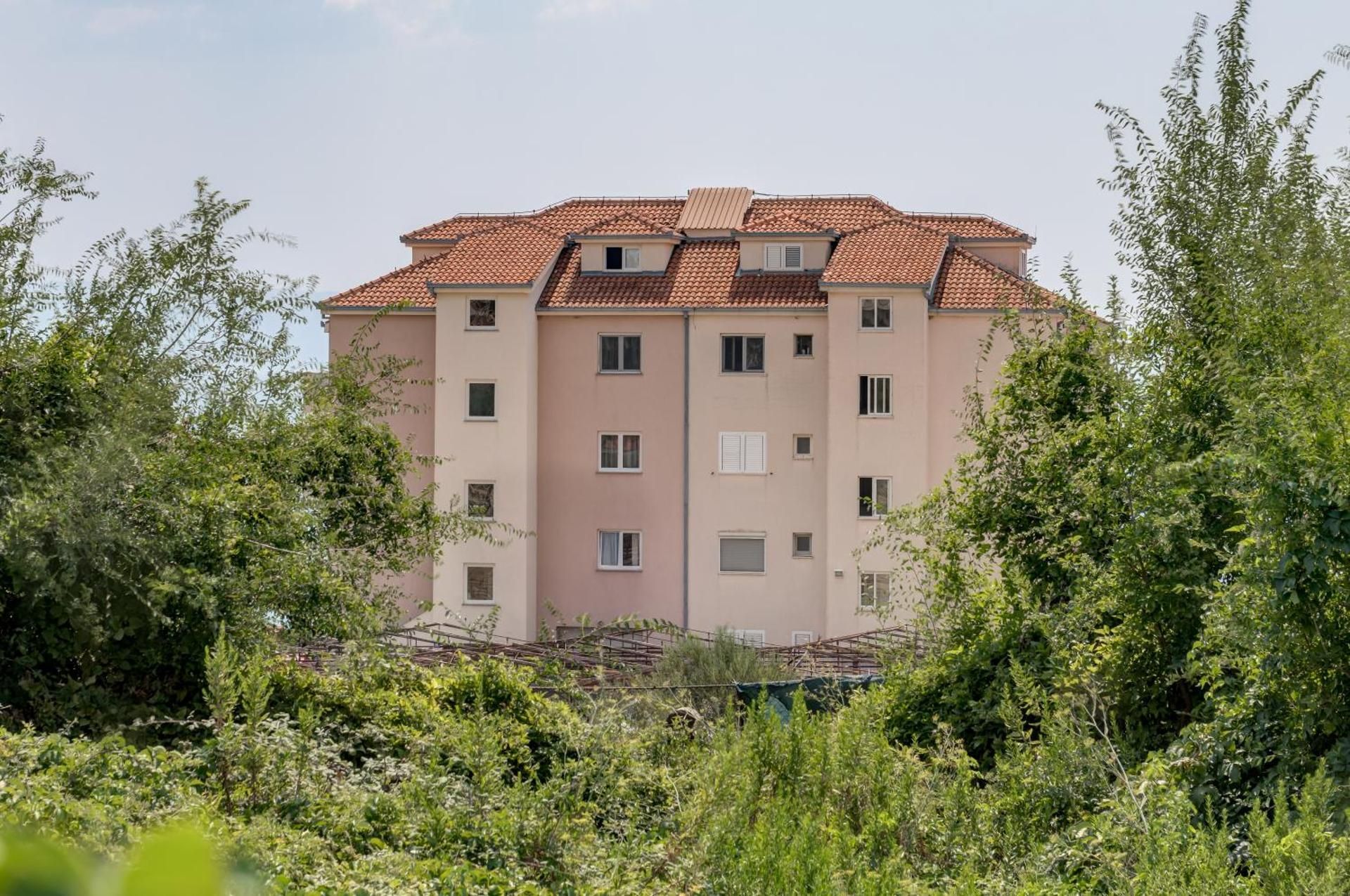 Apartments Lo Seaview Haven