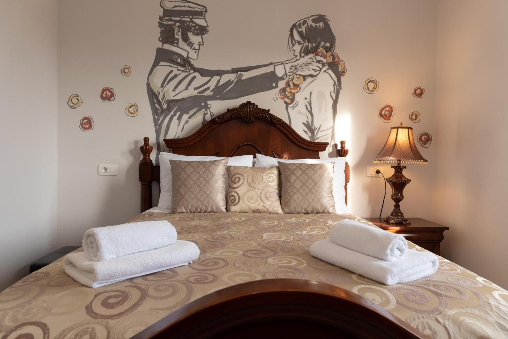 Deluxe Double Room with City View