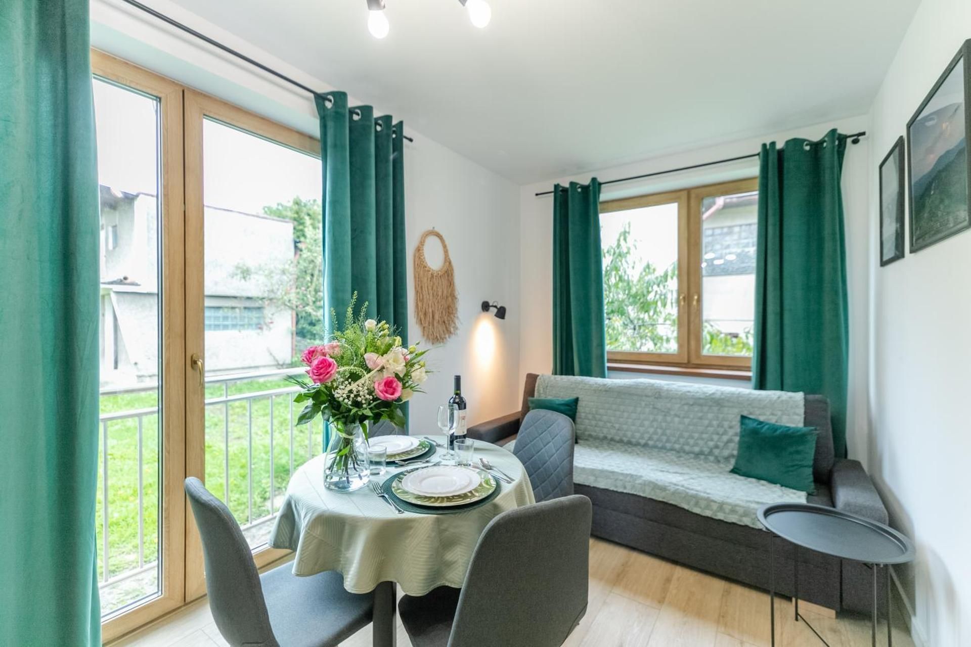 One-Bedroom Apartment