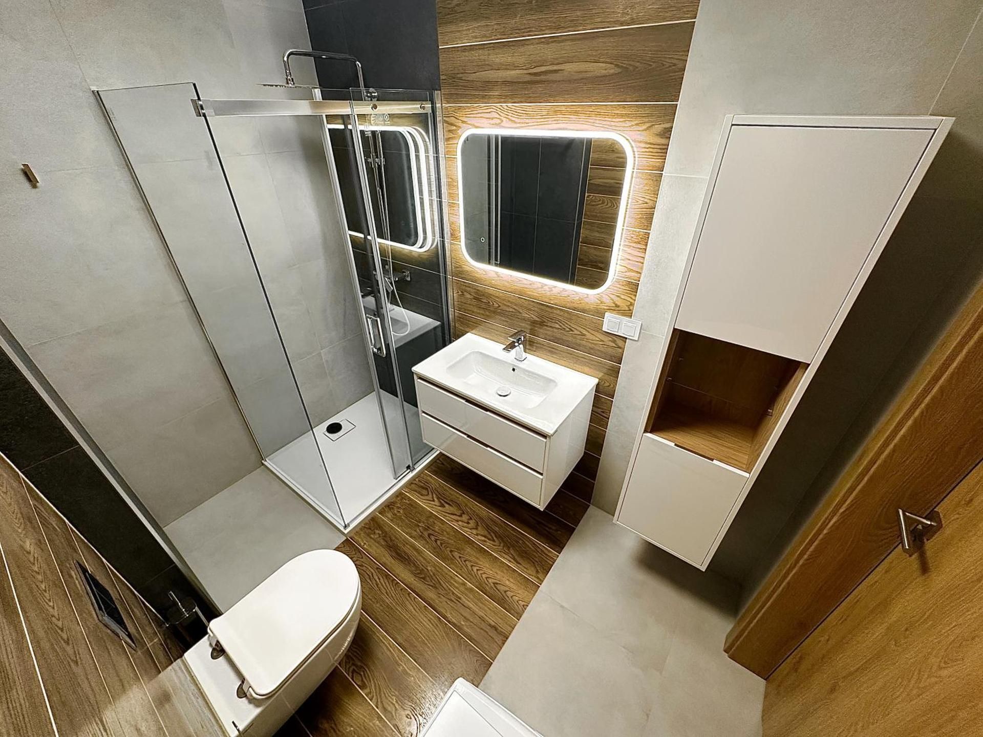 One-Bedroom Apartment with Terrace