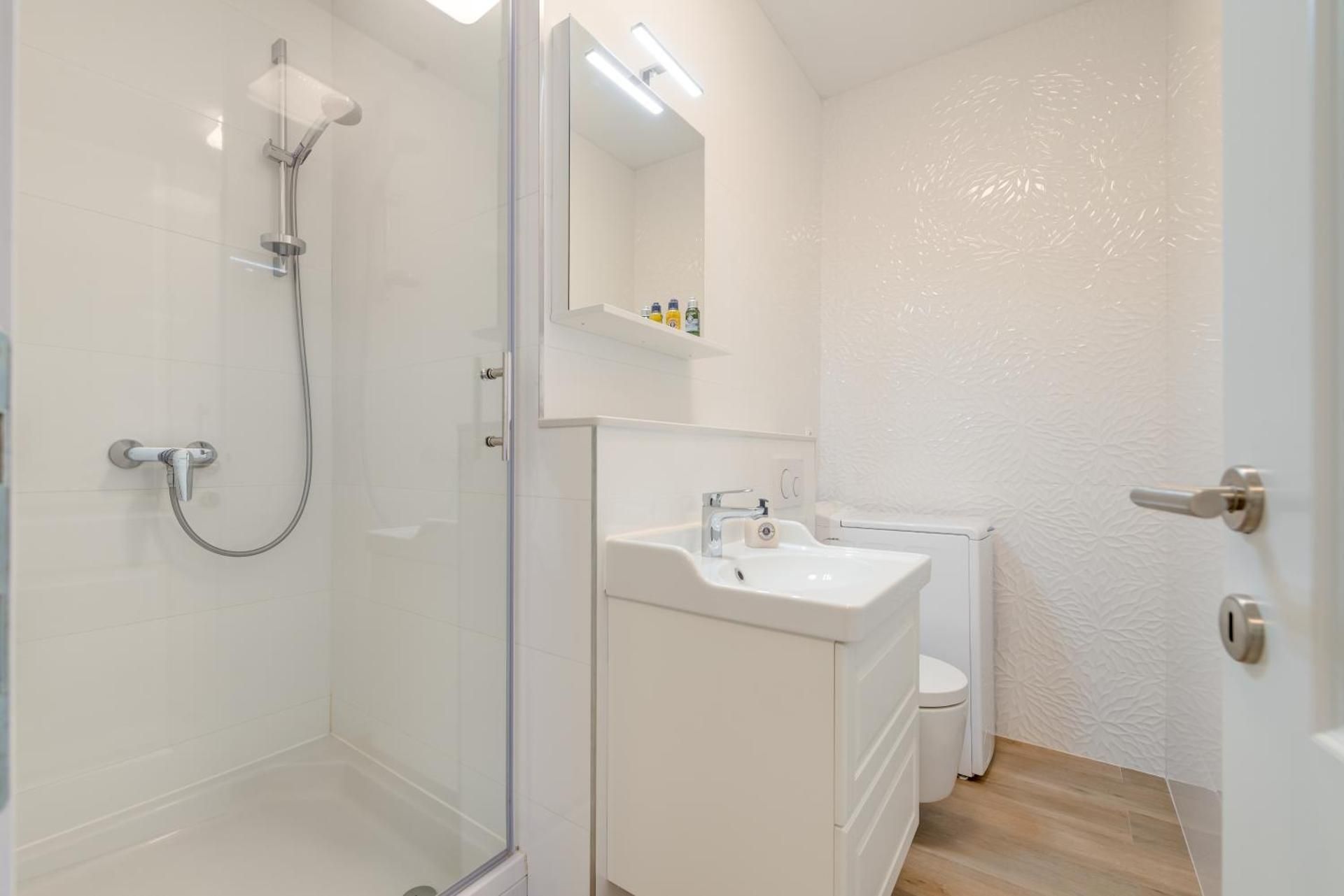 CAPITAL Apartments and Rooms