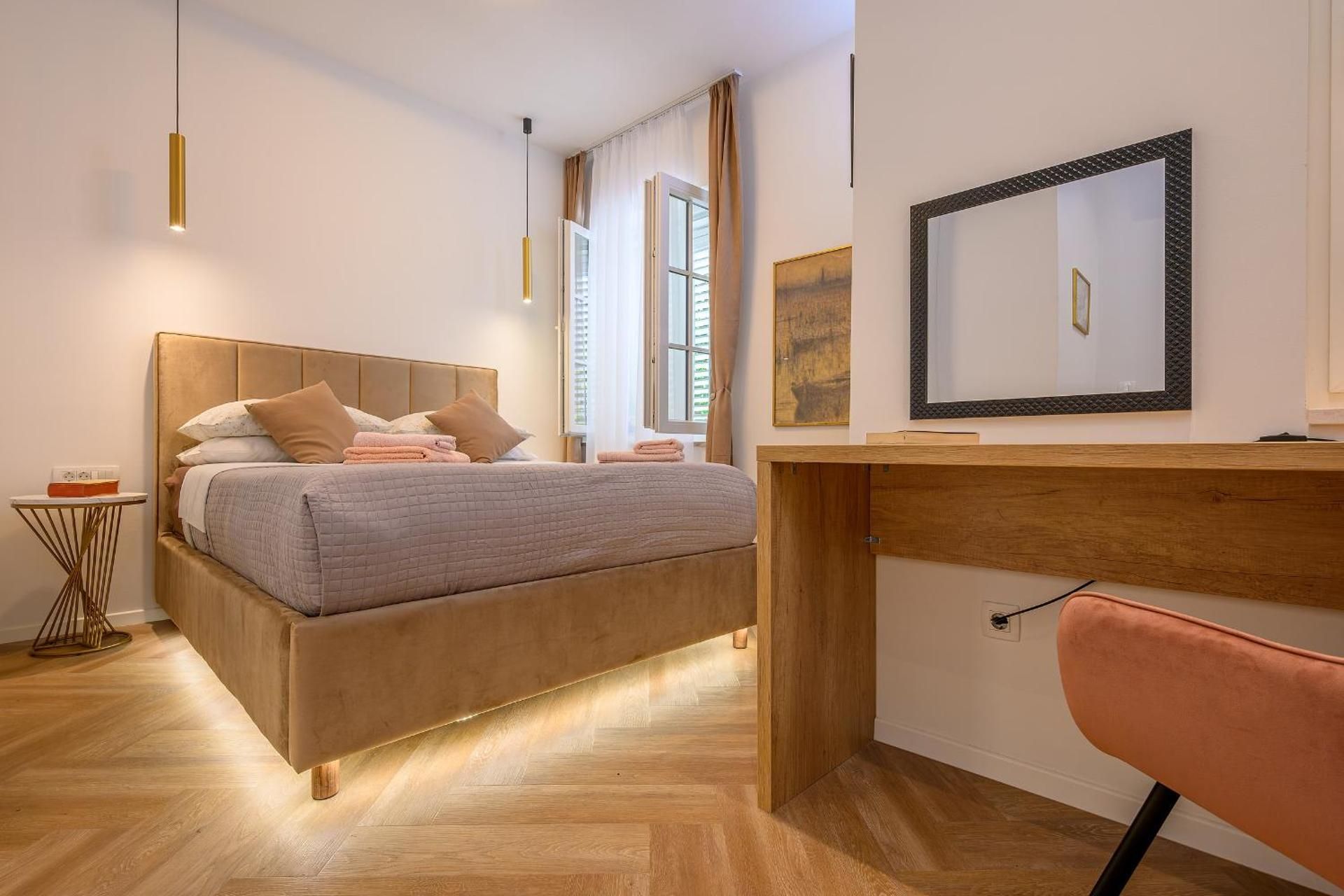 Jupiter Luxury Accommodation