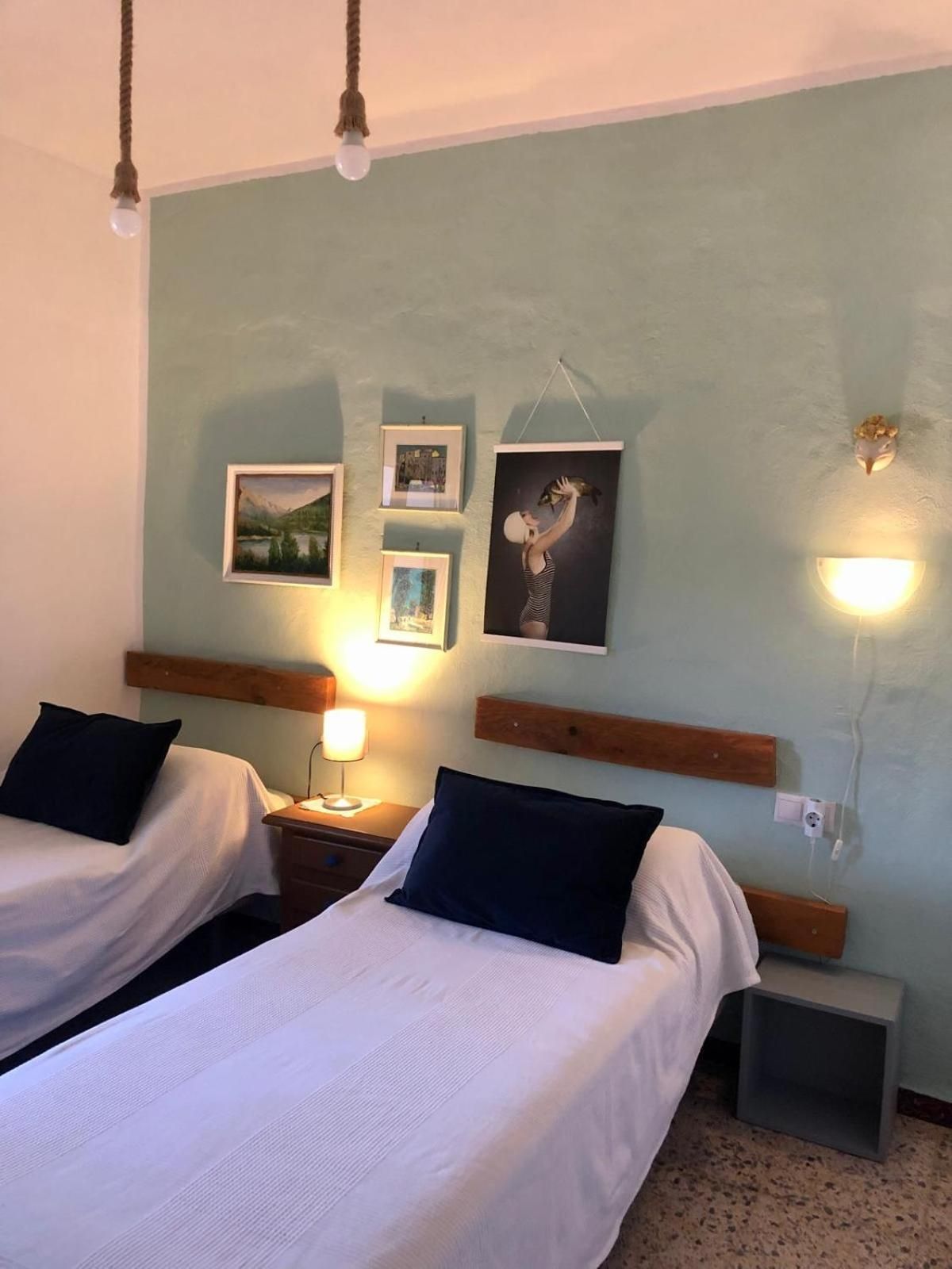 Twin Room with Private External Bathroom