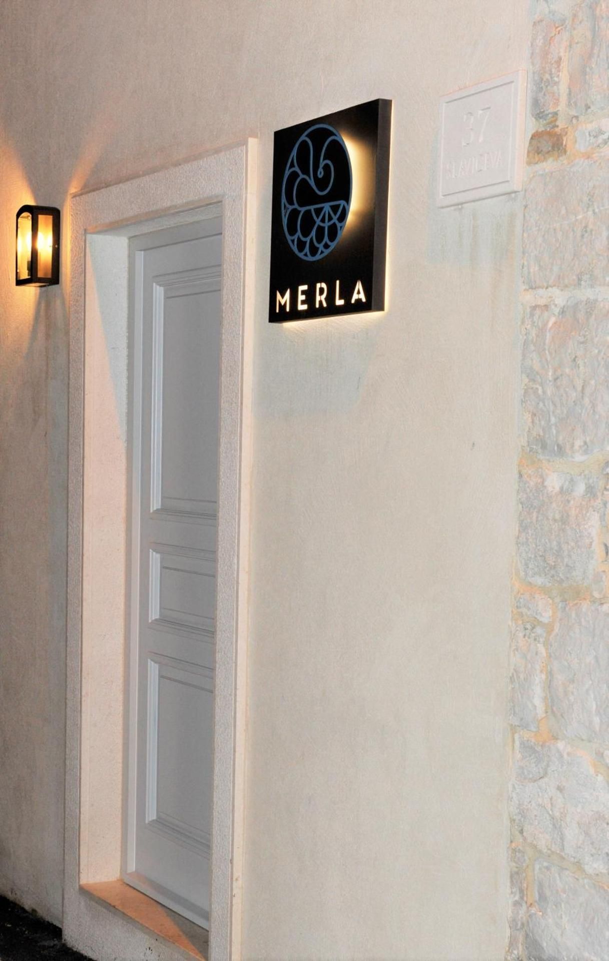 Merla Luxury Rooms