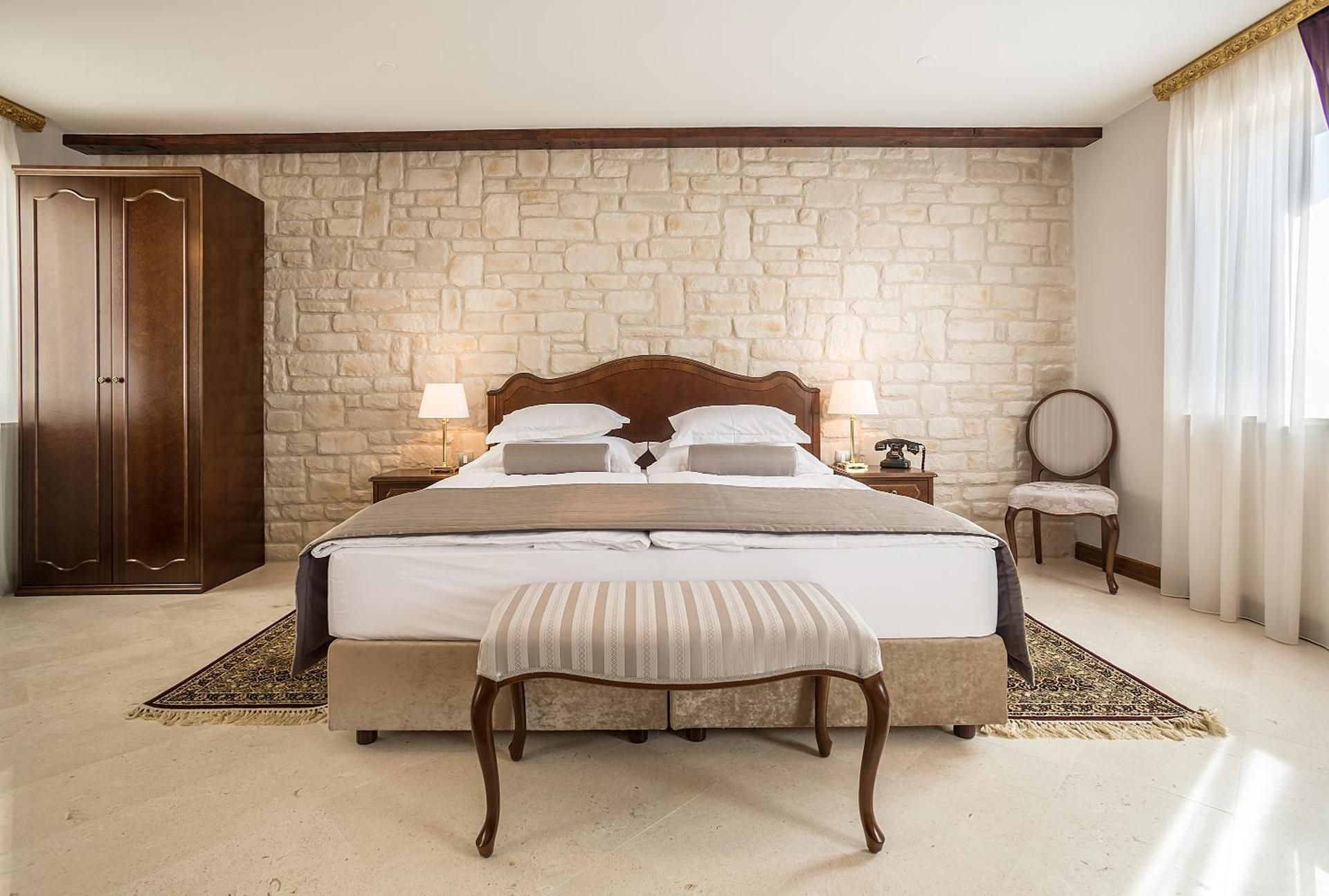 Deluxe Double or Twin  Room