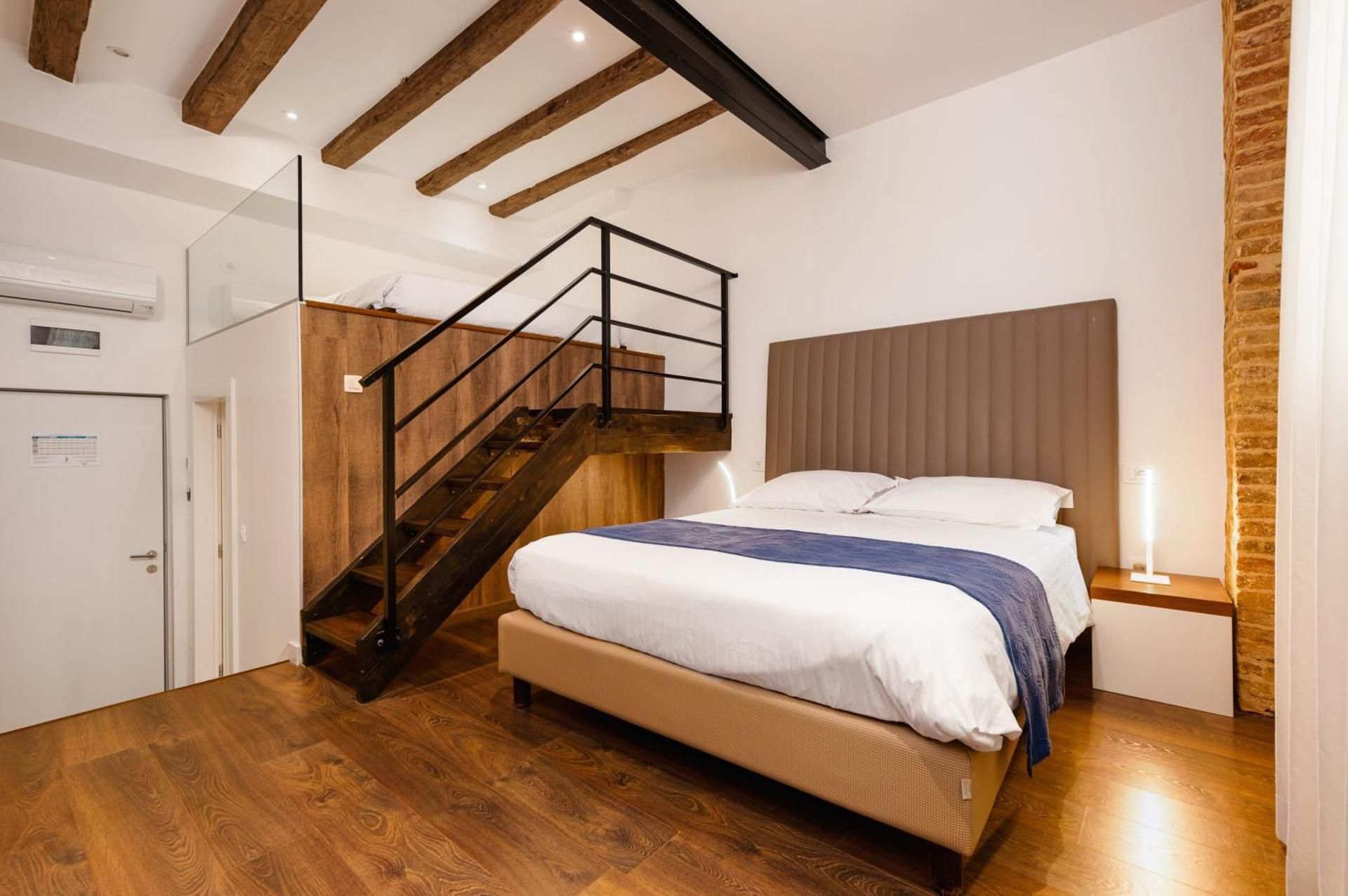 Azur Palace Luxury Rooms Deluxe Quadruple Room 2