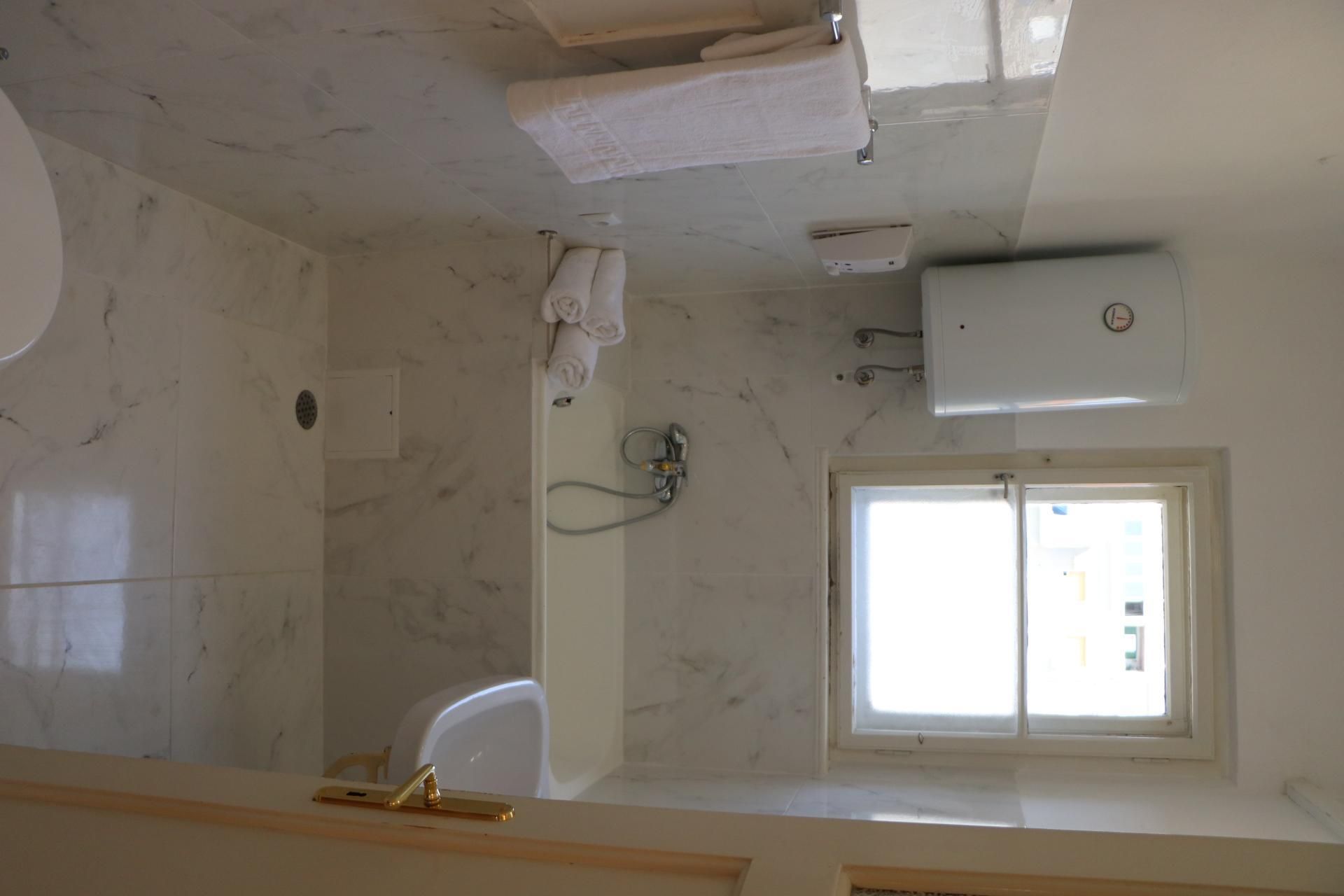 2bfdd59a704fa216e9b66aaa42b89309