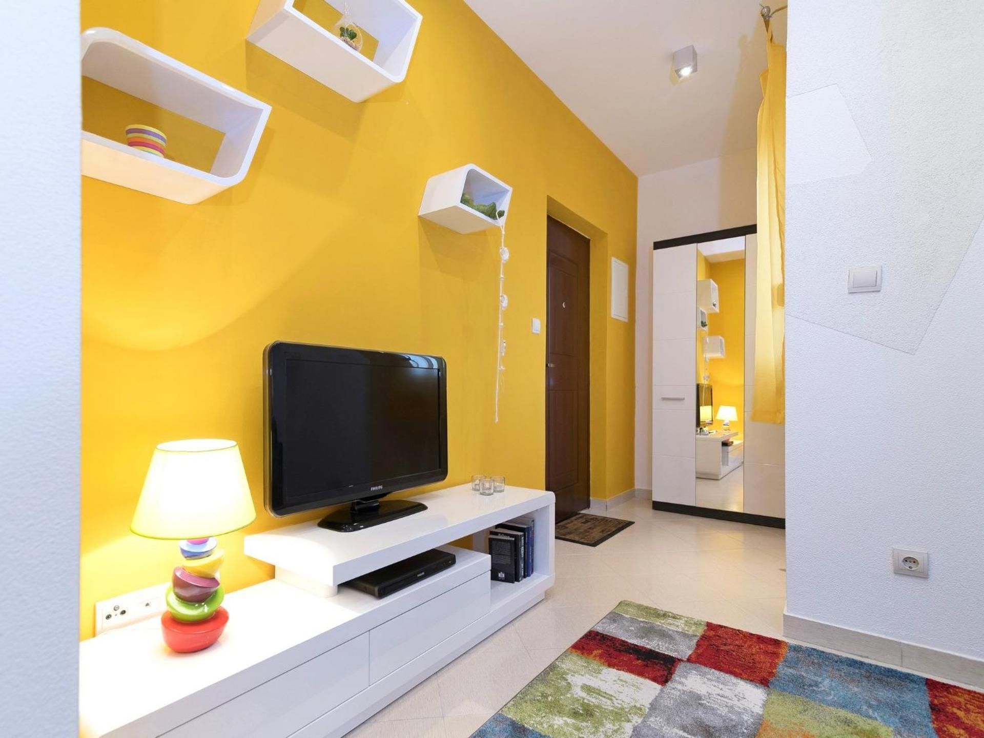 Apartments Marli Apartment with Two Bedrooms  3