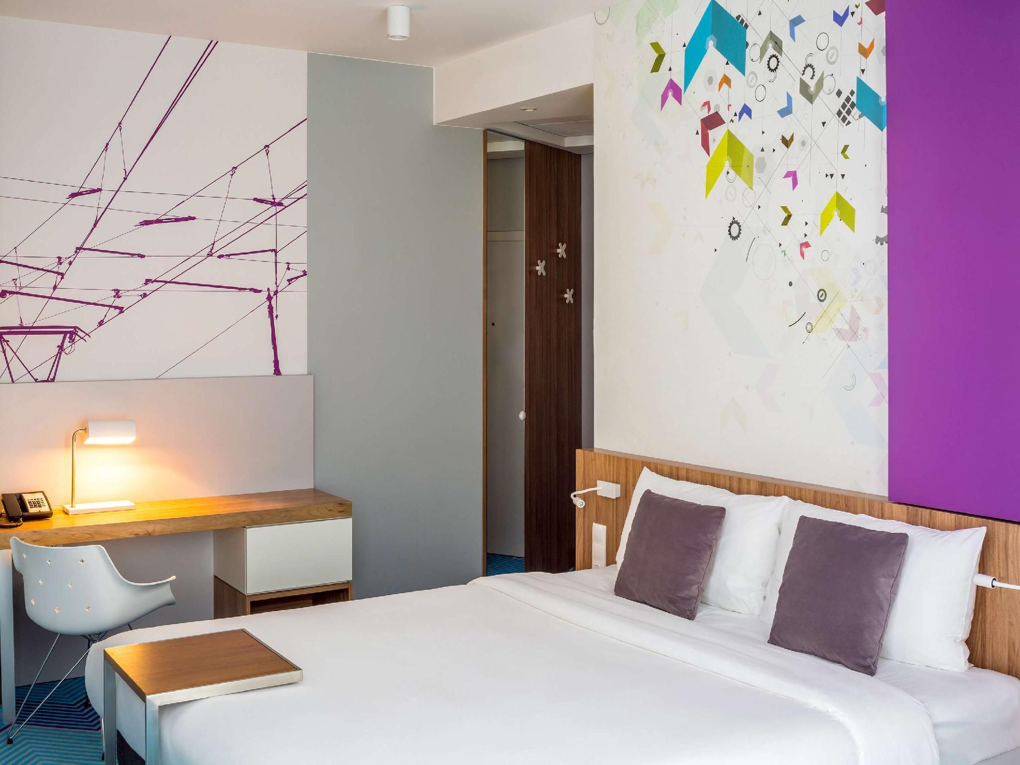 Standard Queen Bed