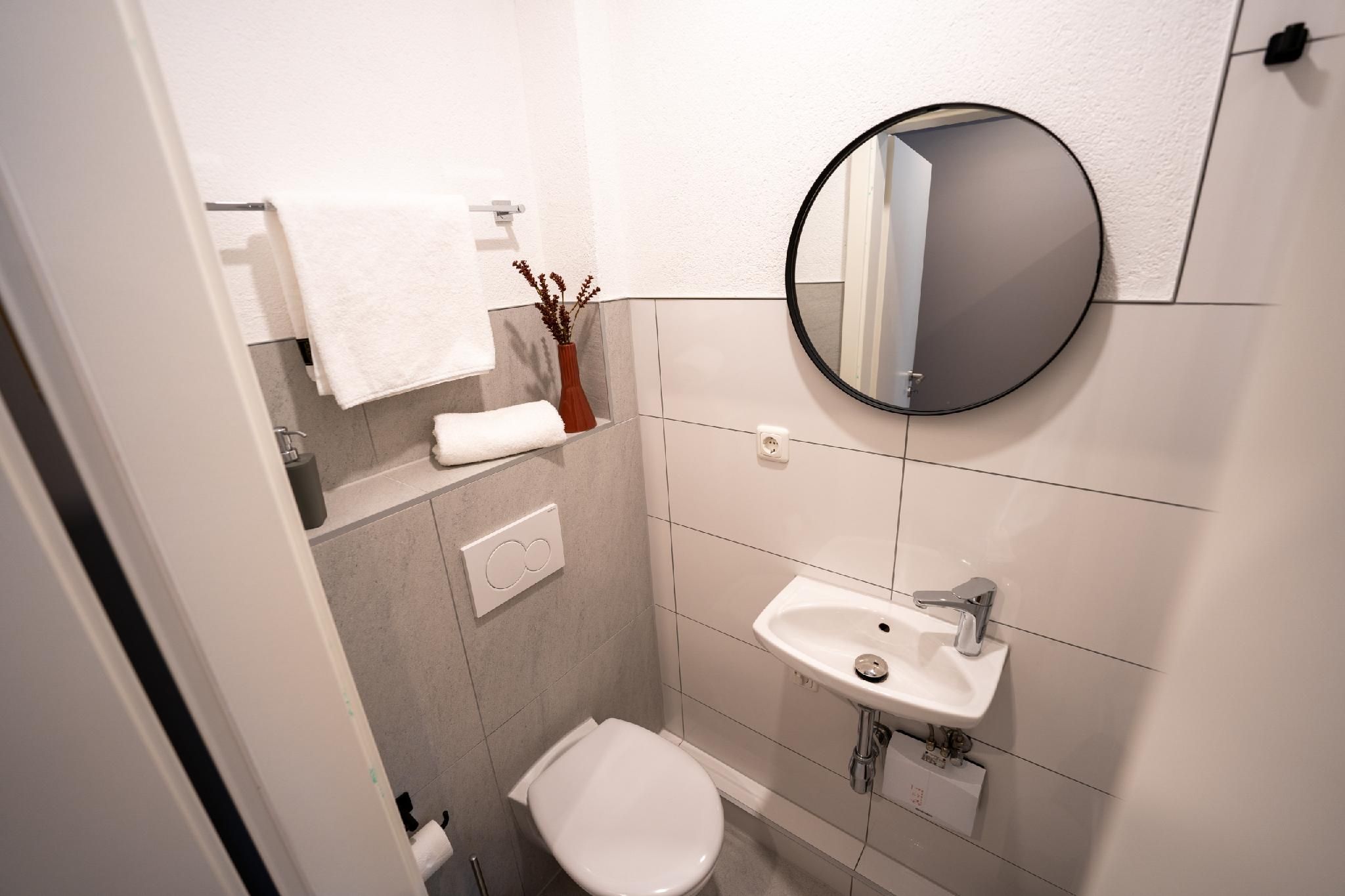 Single room-Business-Private Bathroom