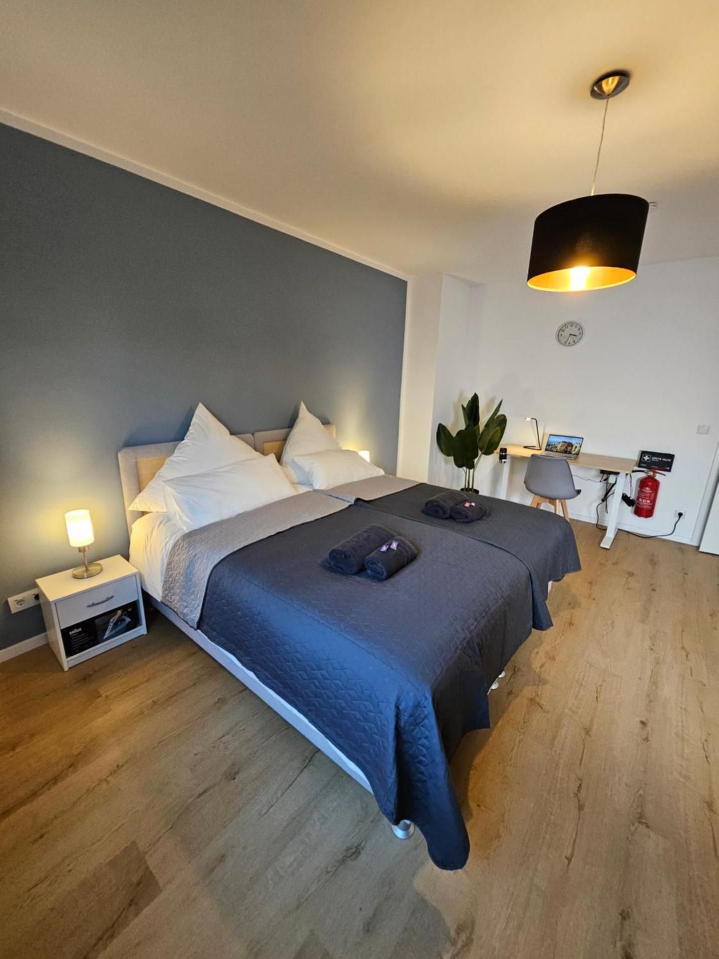 Premium Two-Bedroom Apartment with Balcony No.1