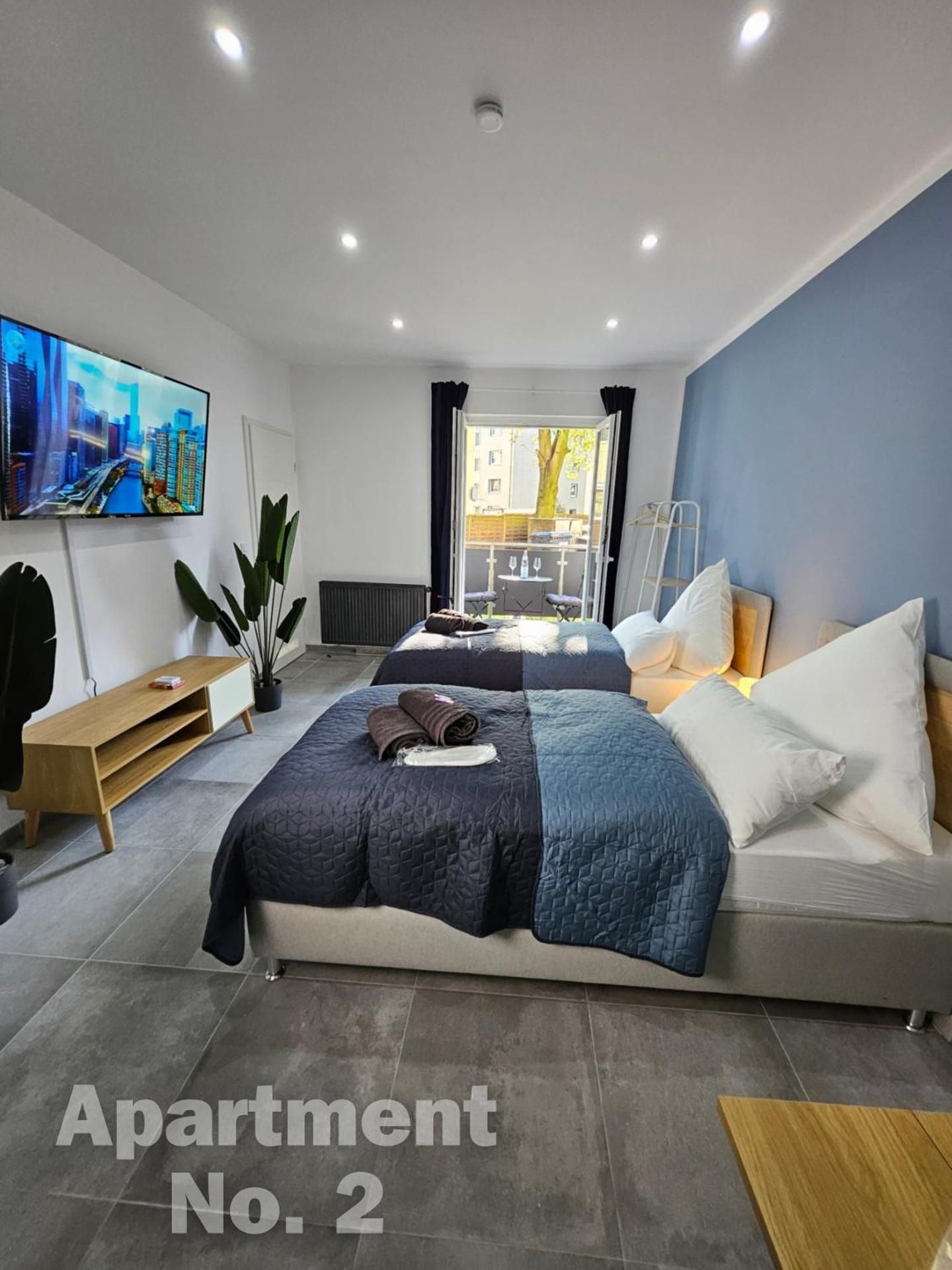 Premium Two-Bedroom Apartment with Balcony No. 2