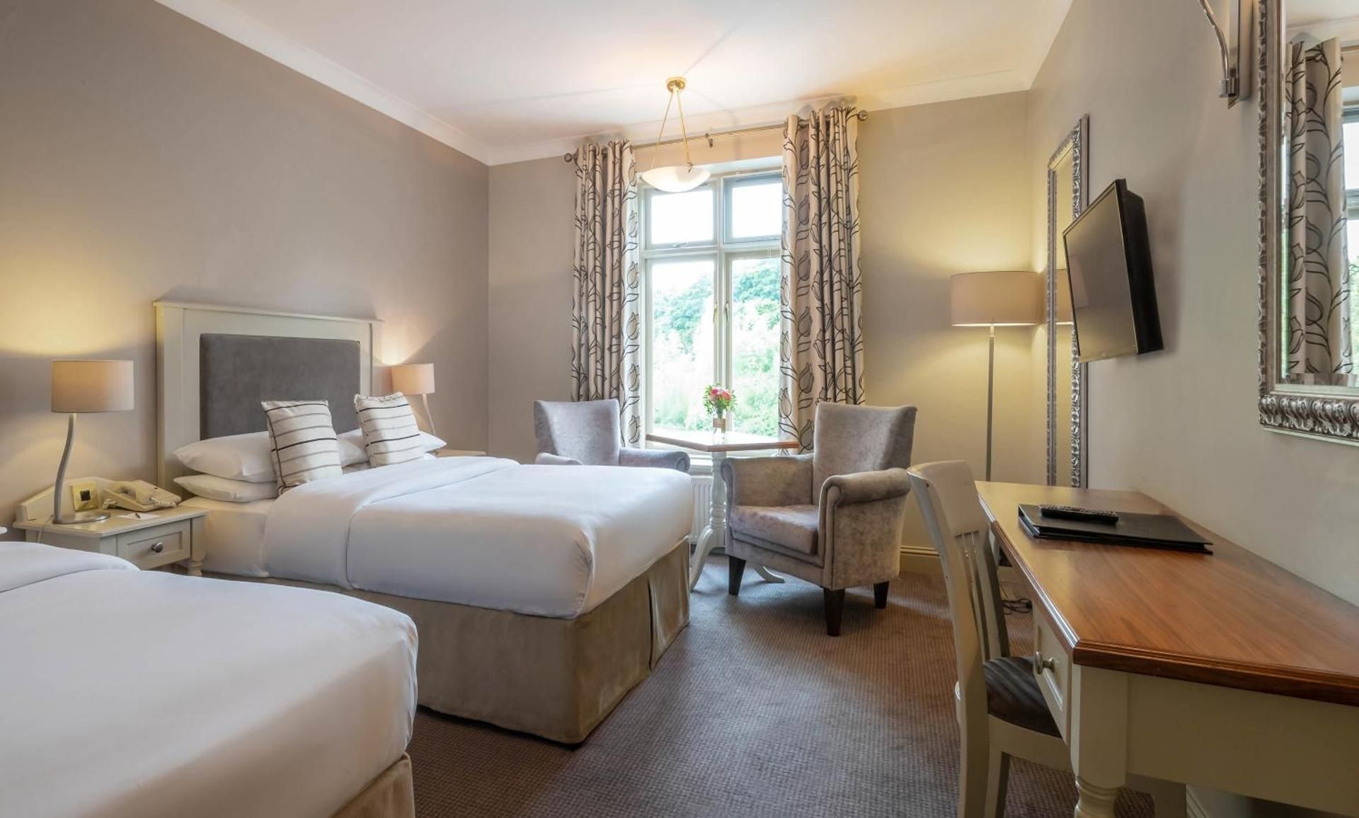 Superior King Room