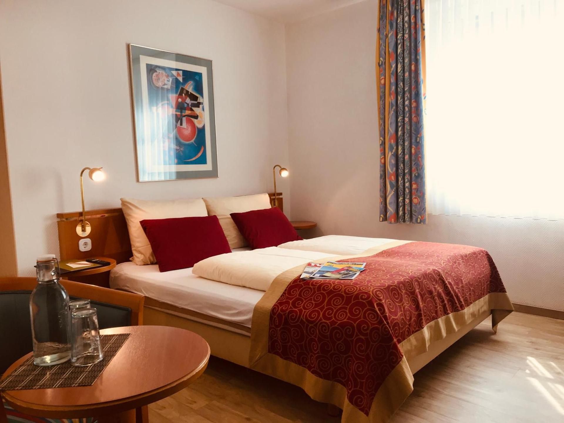 Hotel Alt Montjoie Double Room with Shared Toilet 2