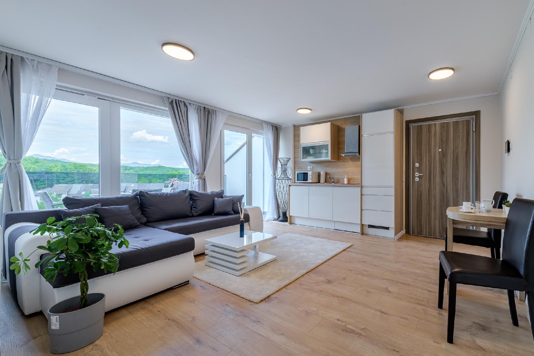 Deluxe Two Bedroom Suite with Pool Access