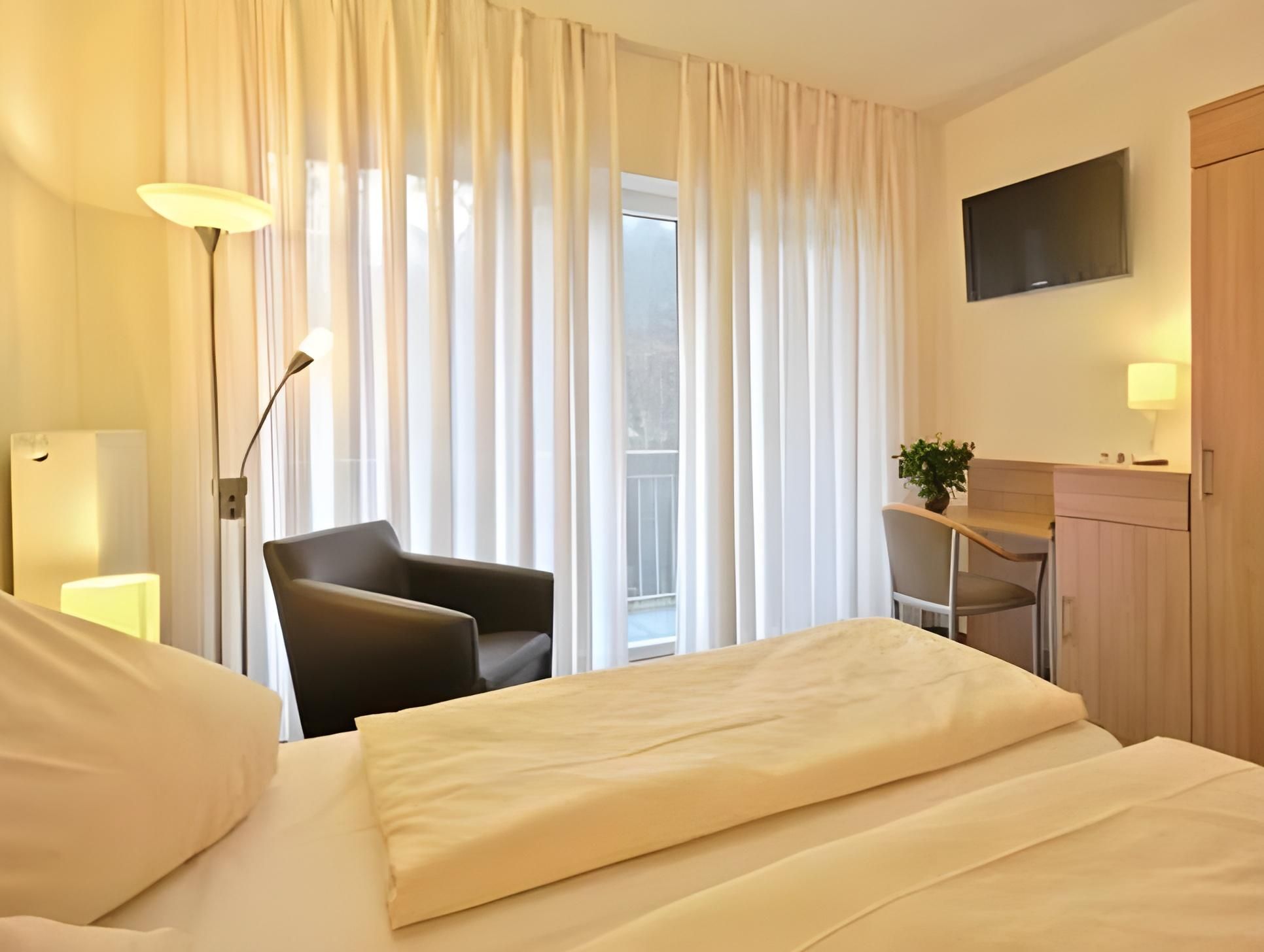 Haller Hotel Garni Standard Double Room 2