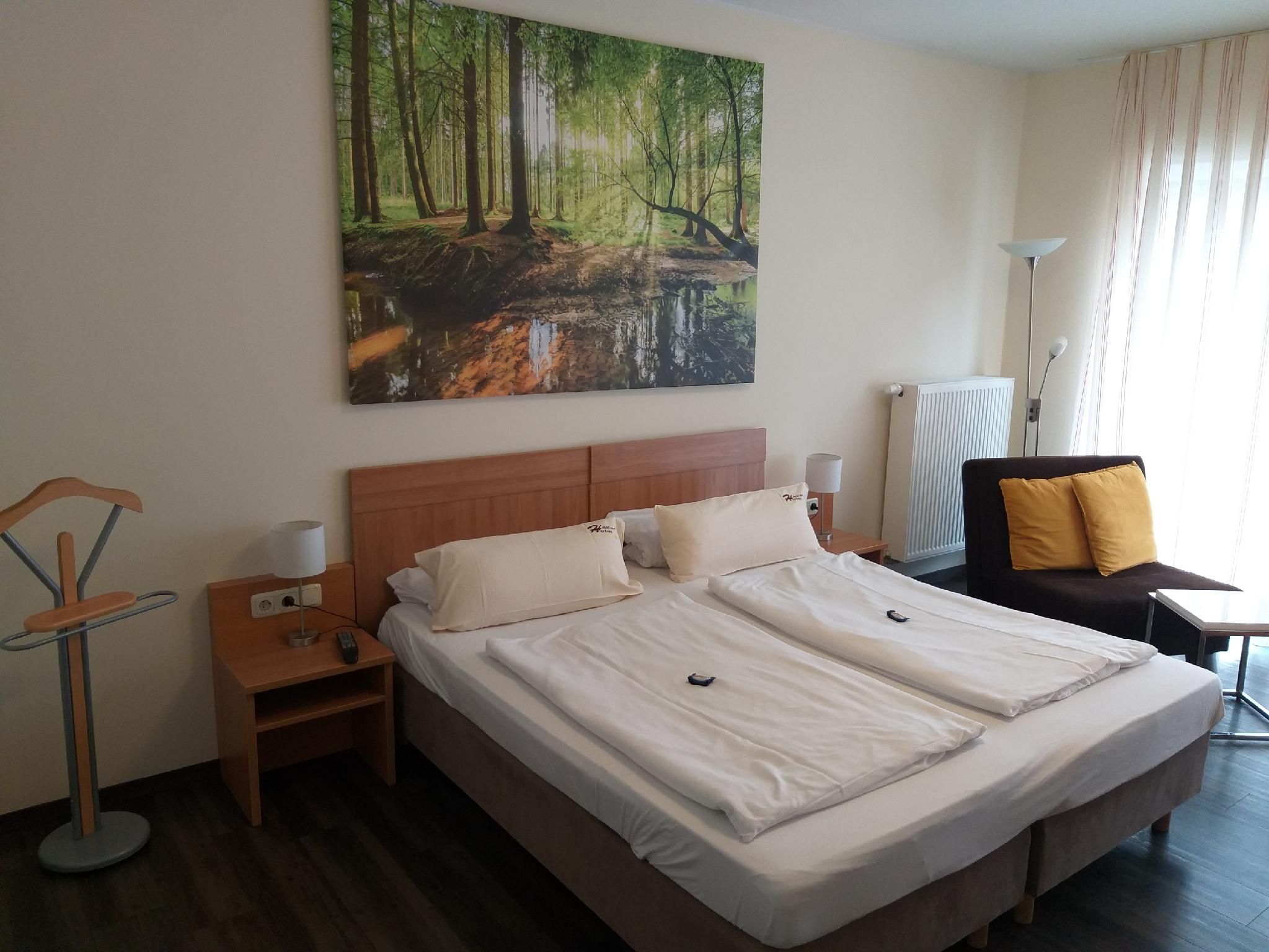 Doppelzimmer-Komfort-barrierefreies Badezimmer-Balkon