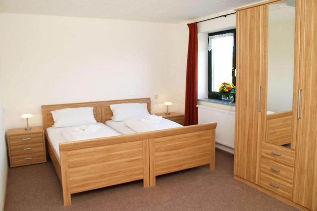 Holiday Apartment (6 Adults)