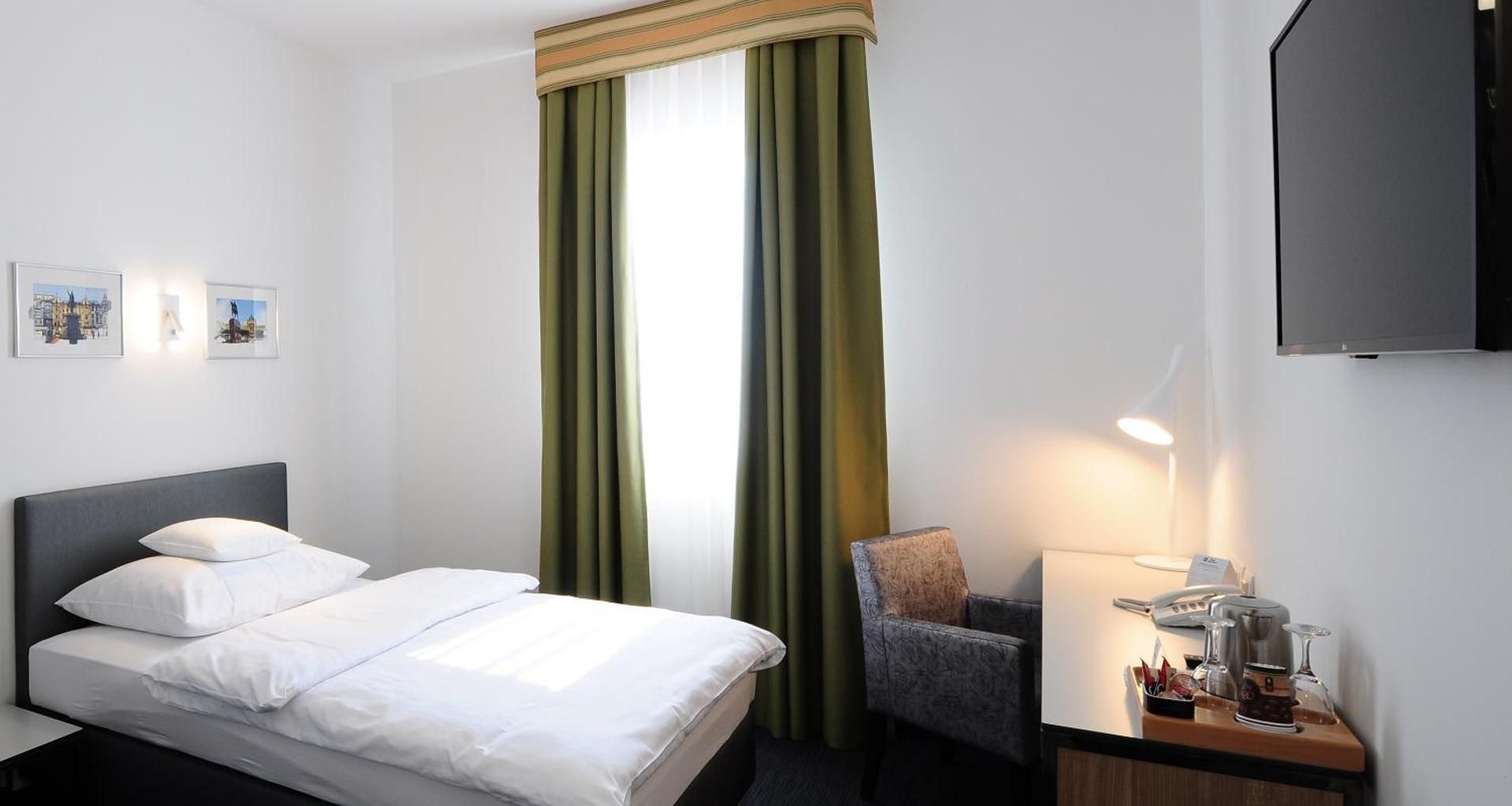Superior Single Room