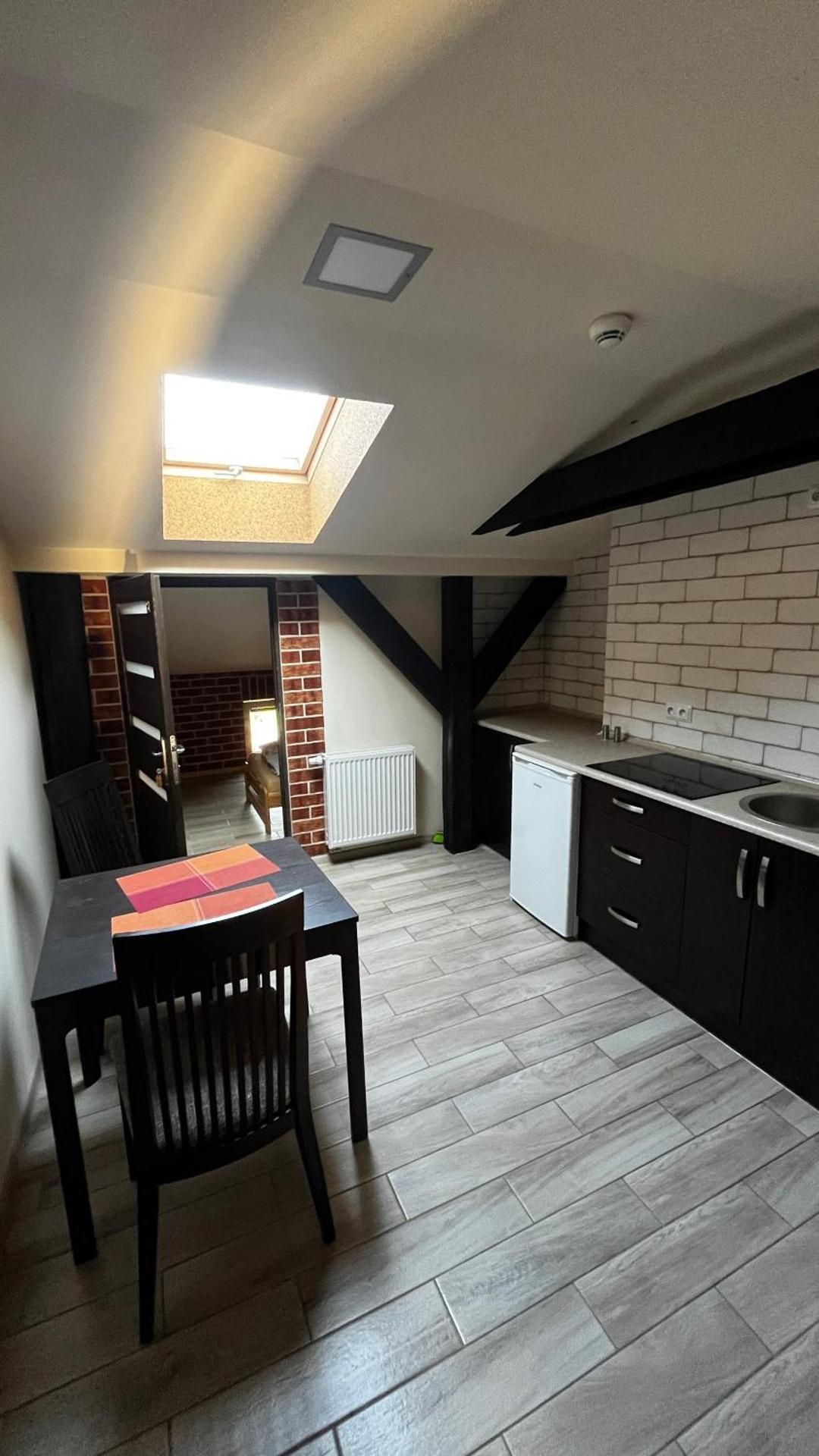 Na poddaszu Chorzow Two-Bedroom Apartment 2