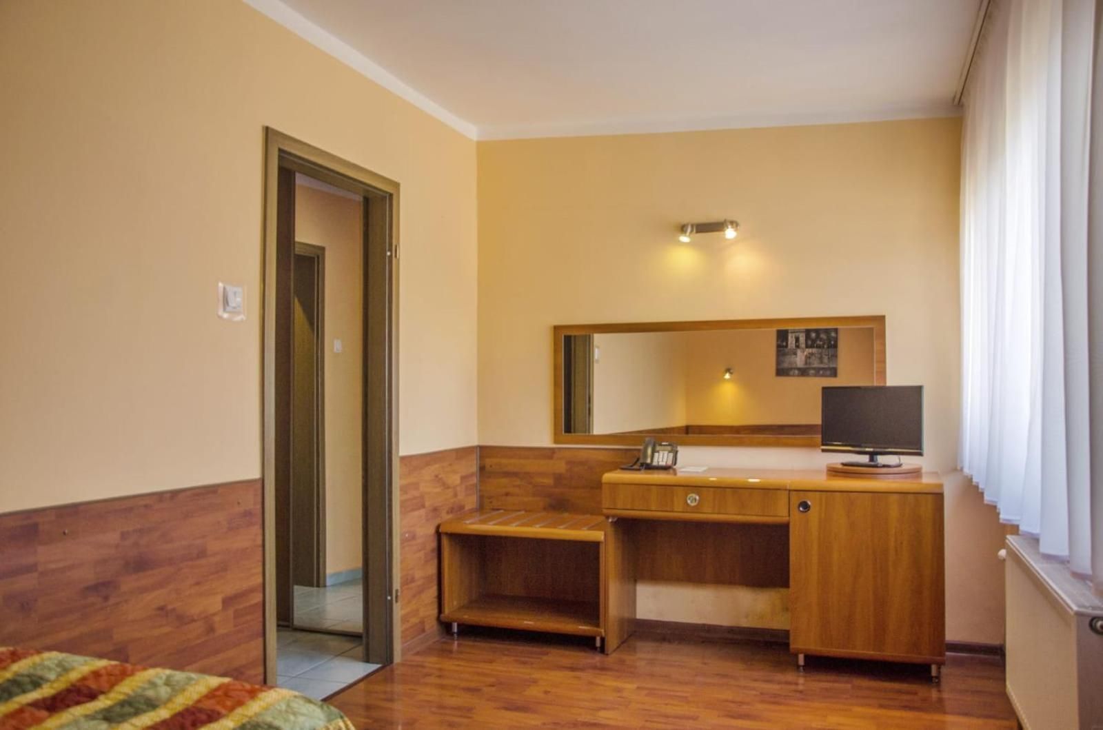 Hotel Skaut Single Room