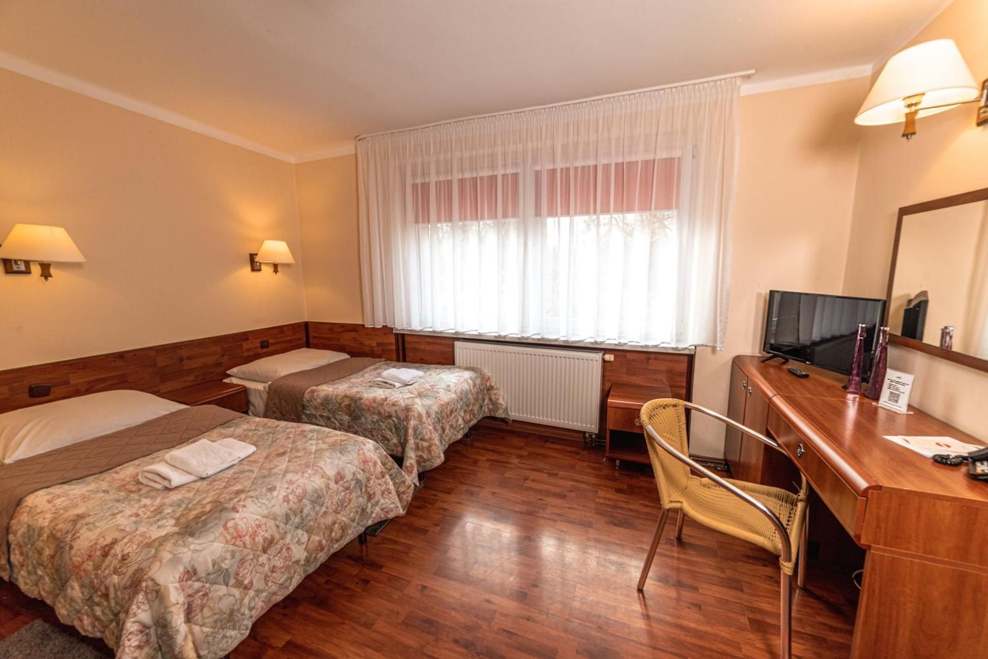 Hotel Skaut Triple Room