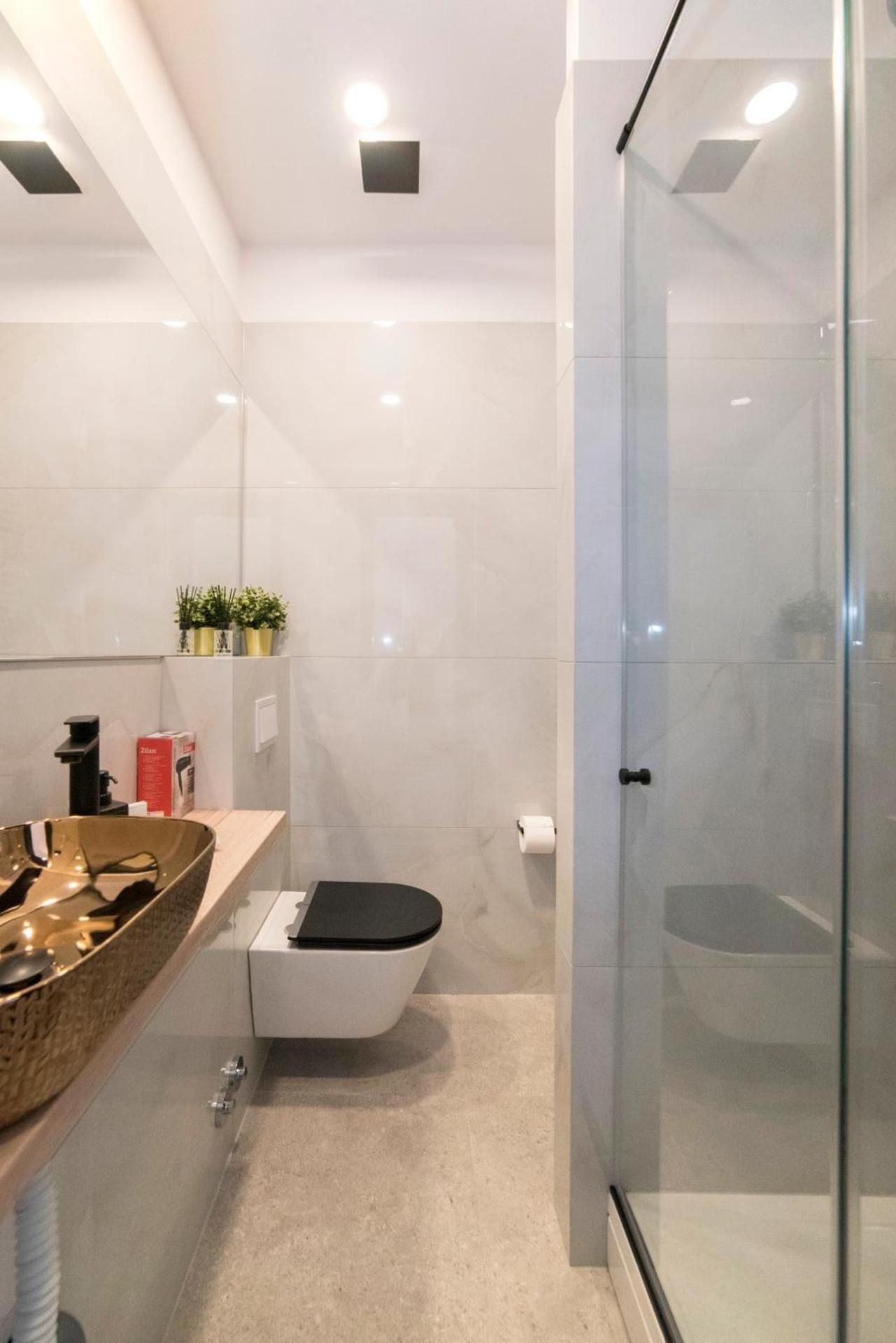 Evita Accommodation Studio with Balcony 3