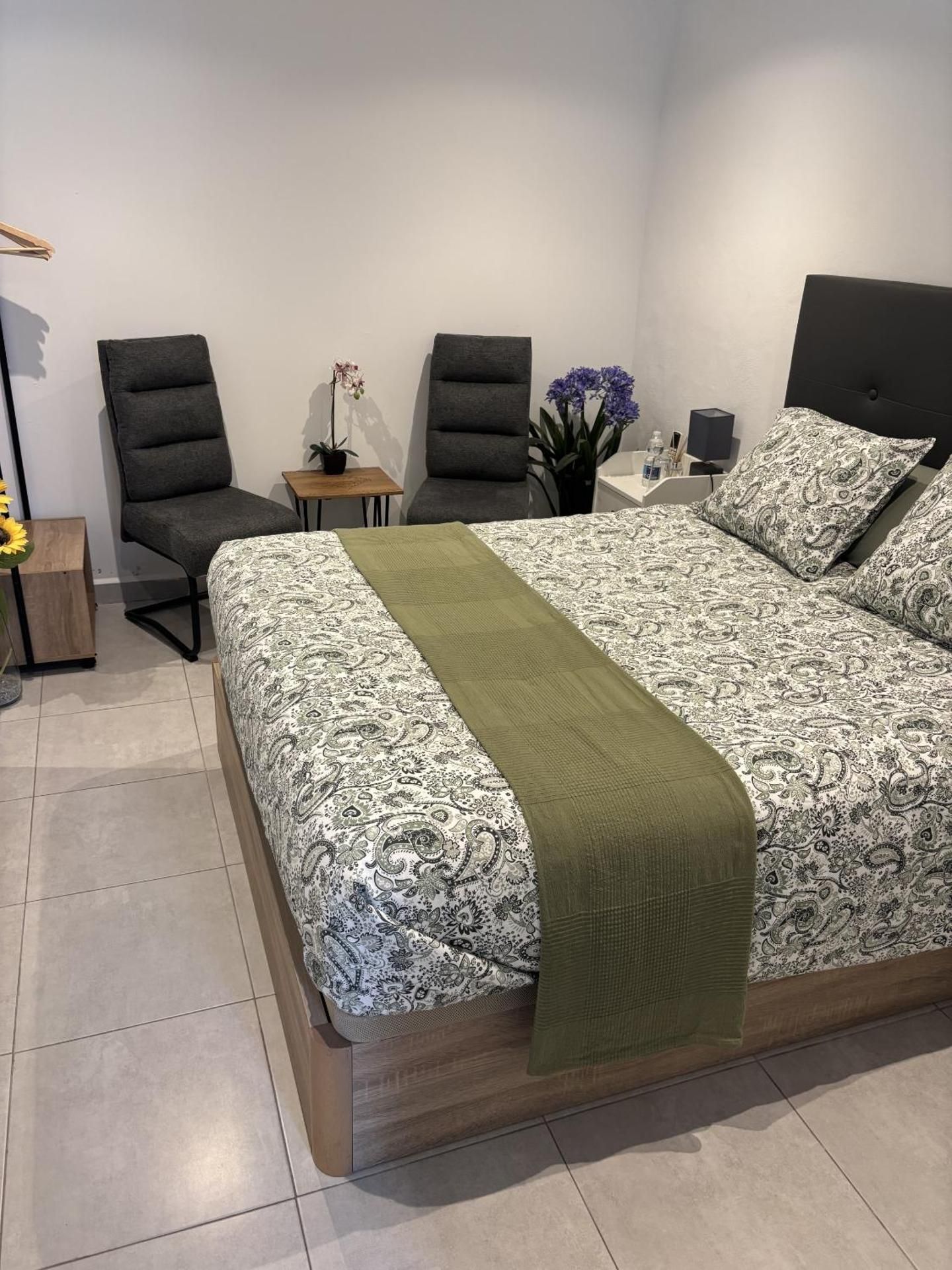 Double Room with Private Bathroom