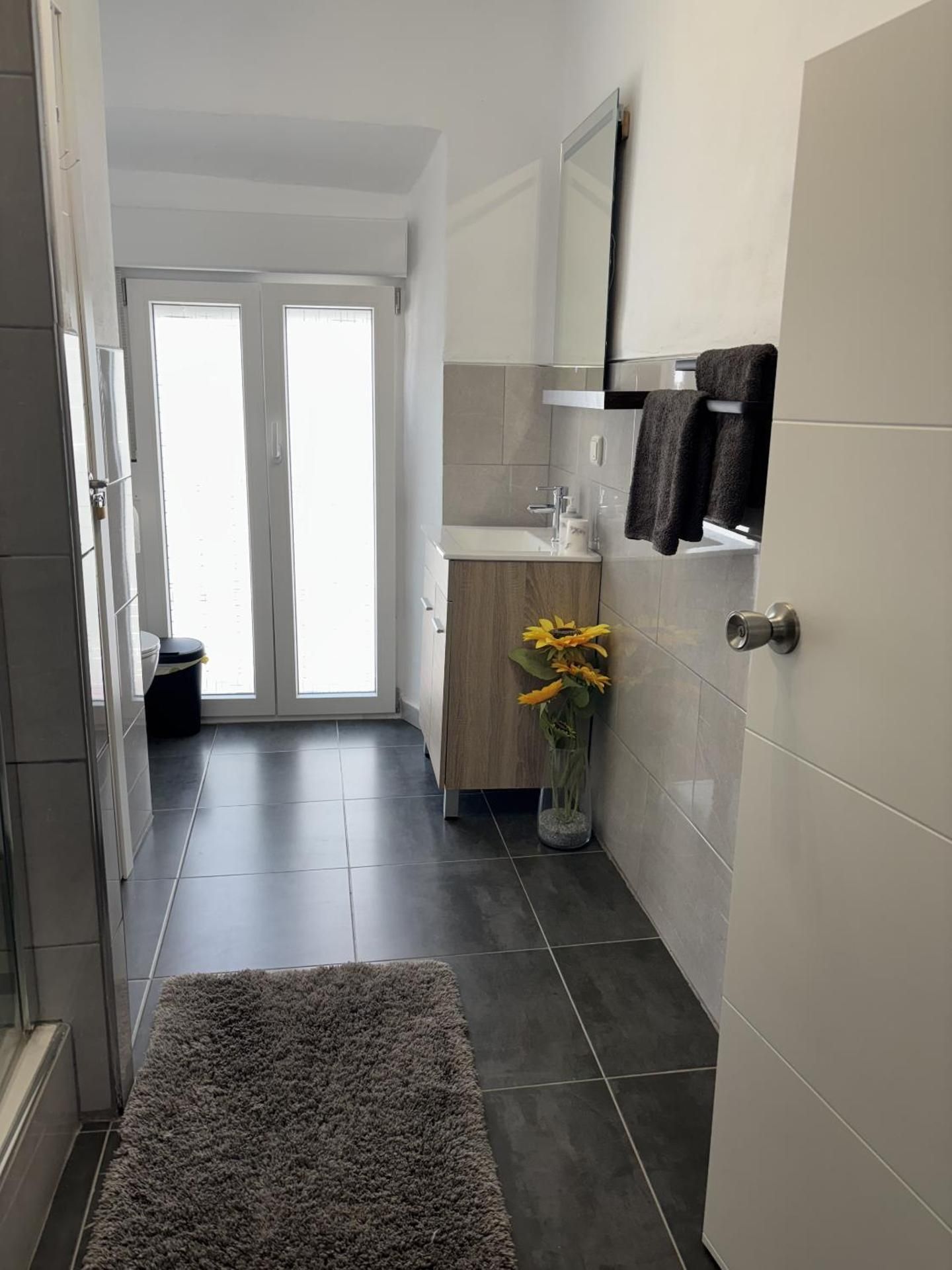 KiCo Twin Room with Private Bathroom 2