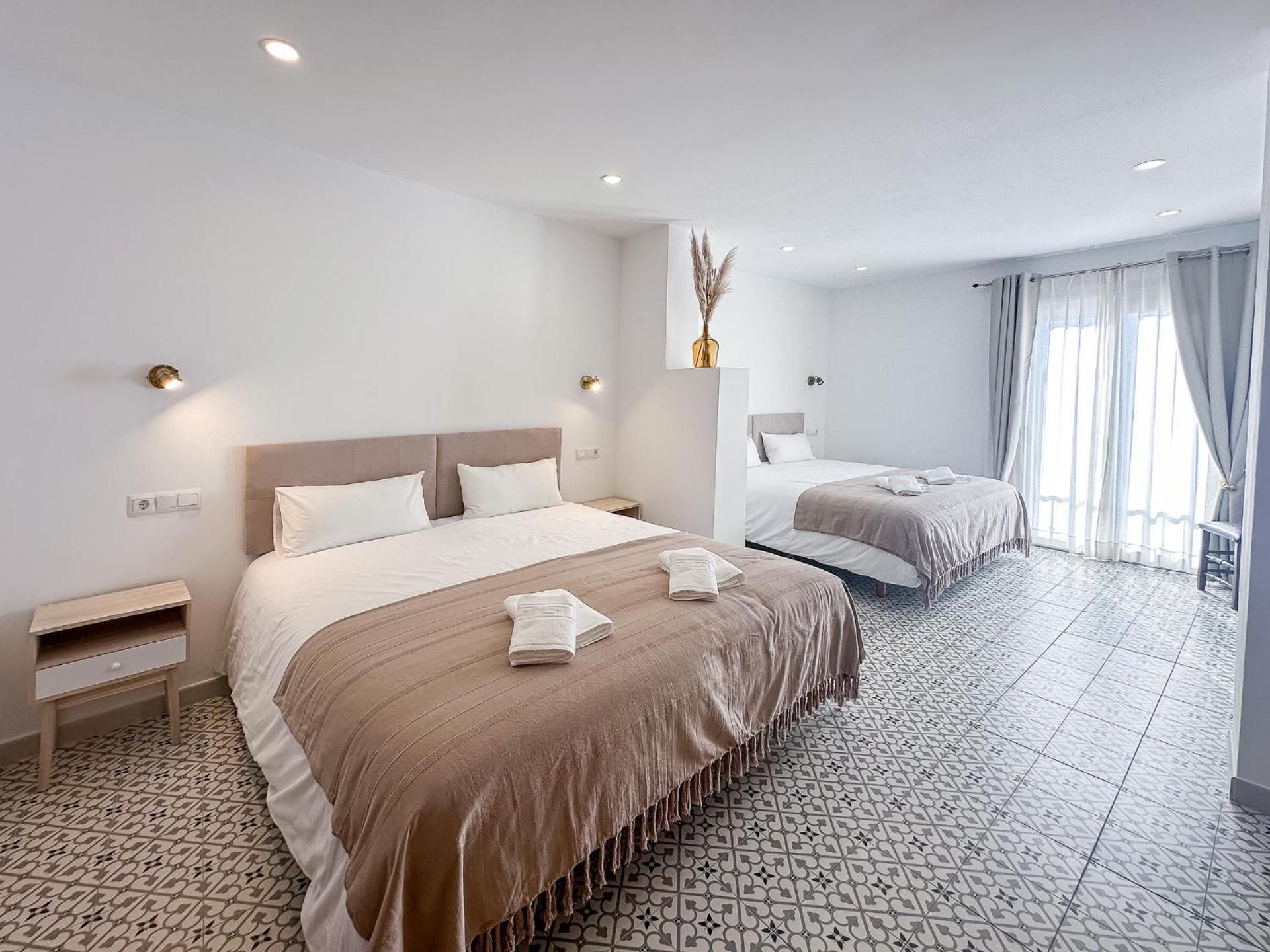 Deluxe Quadruple Room