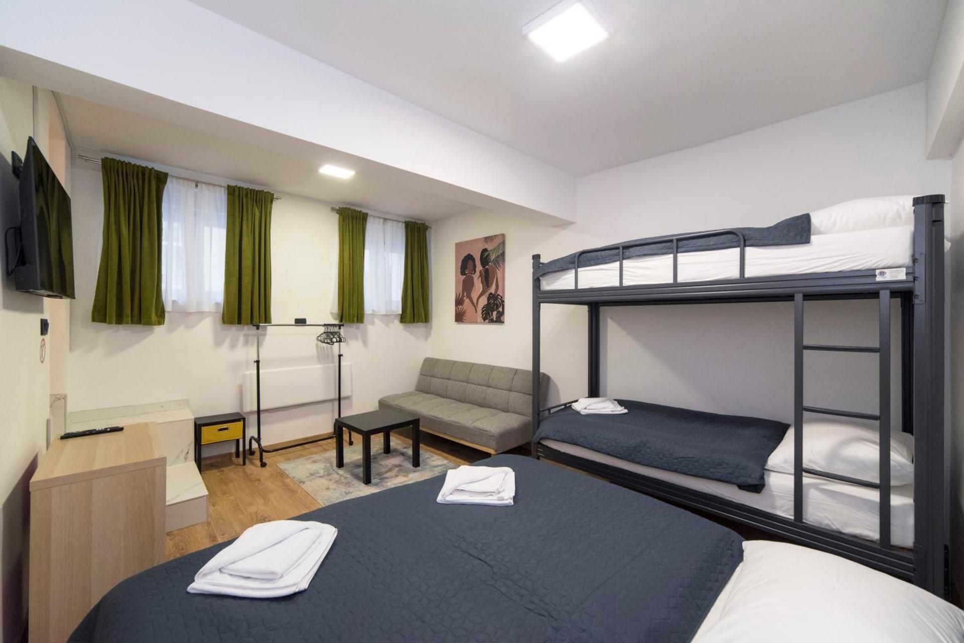 Franky Accommodation Budget Double or Twin Room