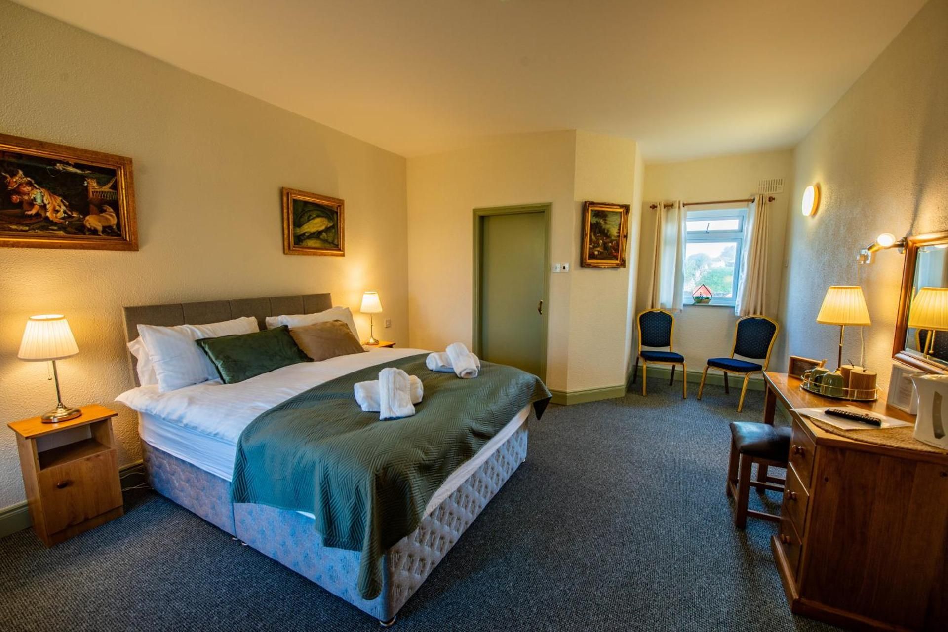 Deluxe Twin Room