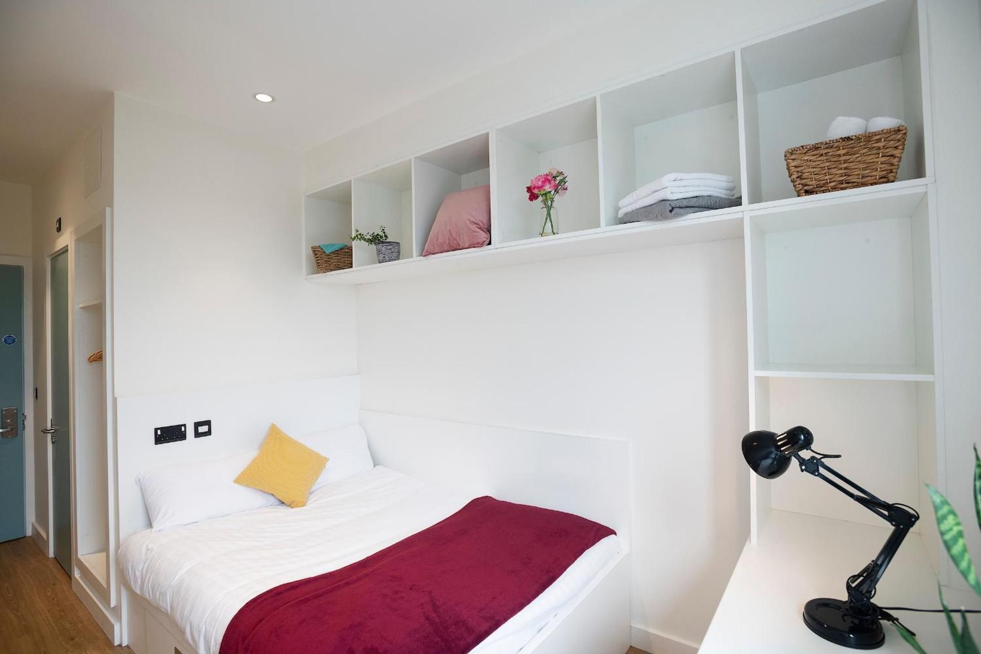 Goldcrest Village Double En Suite Room in Shared Apartment